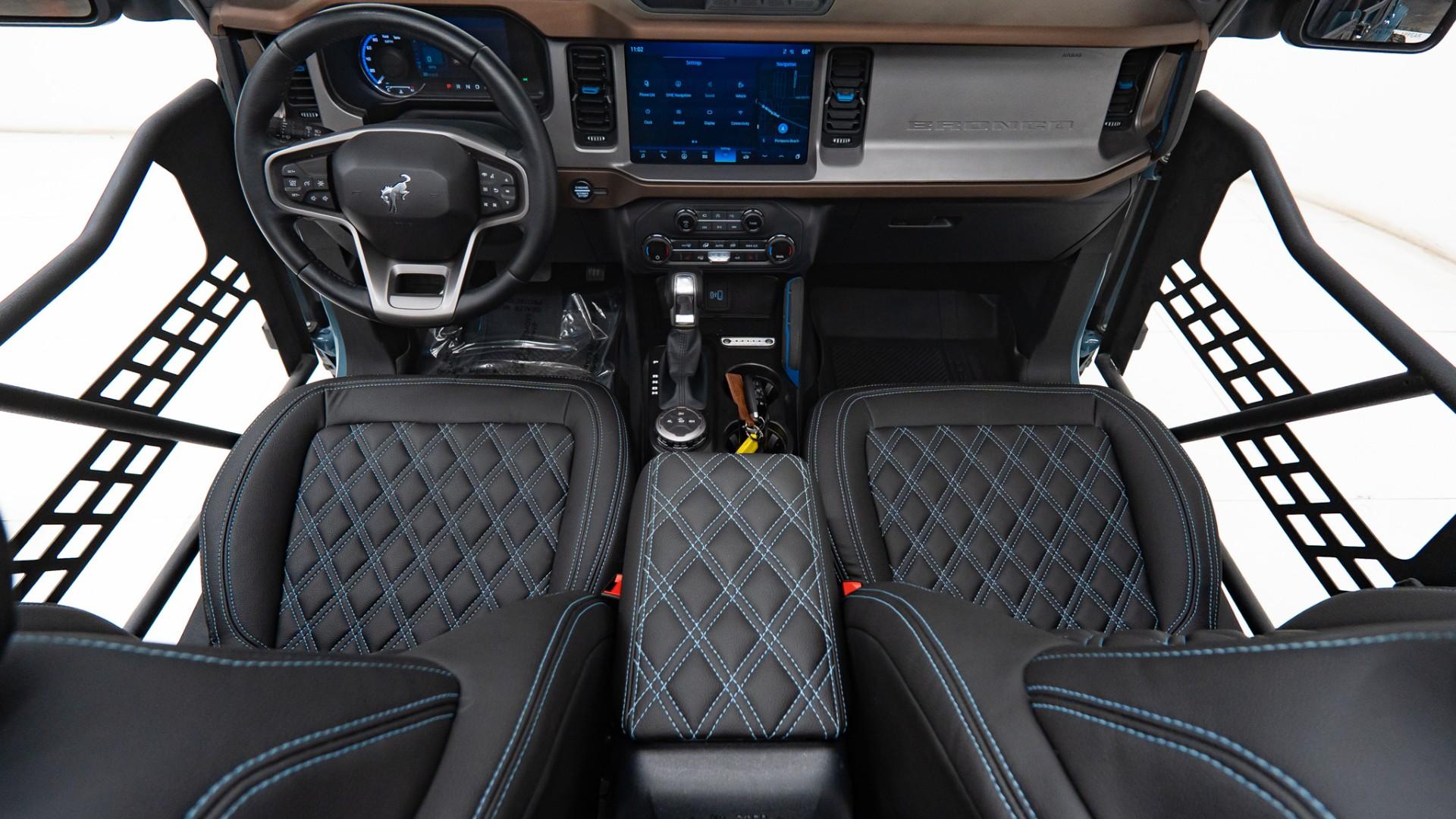2023 FORD BRONCO in Blue, photo 2 of 60