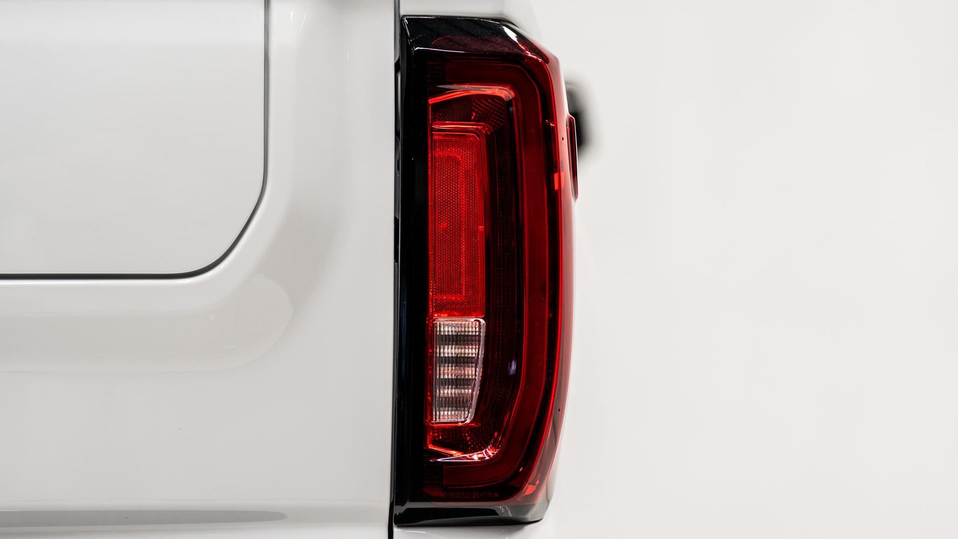2023 GMC SIERRA 1500 in SUMMIT WHITE, photo 17 of 55