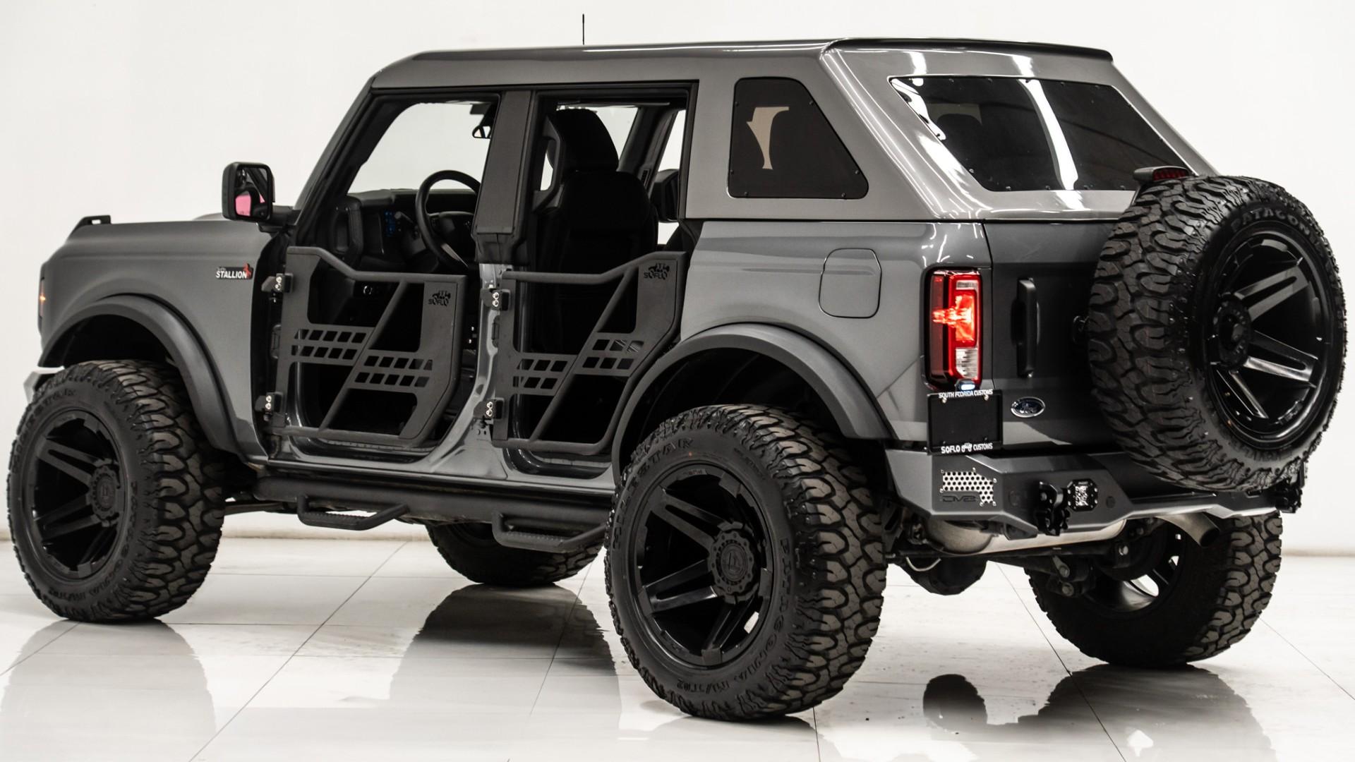 2023 FORD BRONCO in Carbonized Gray, photo 15 of 60