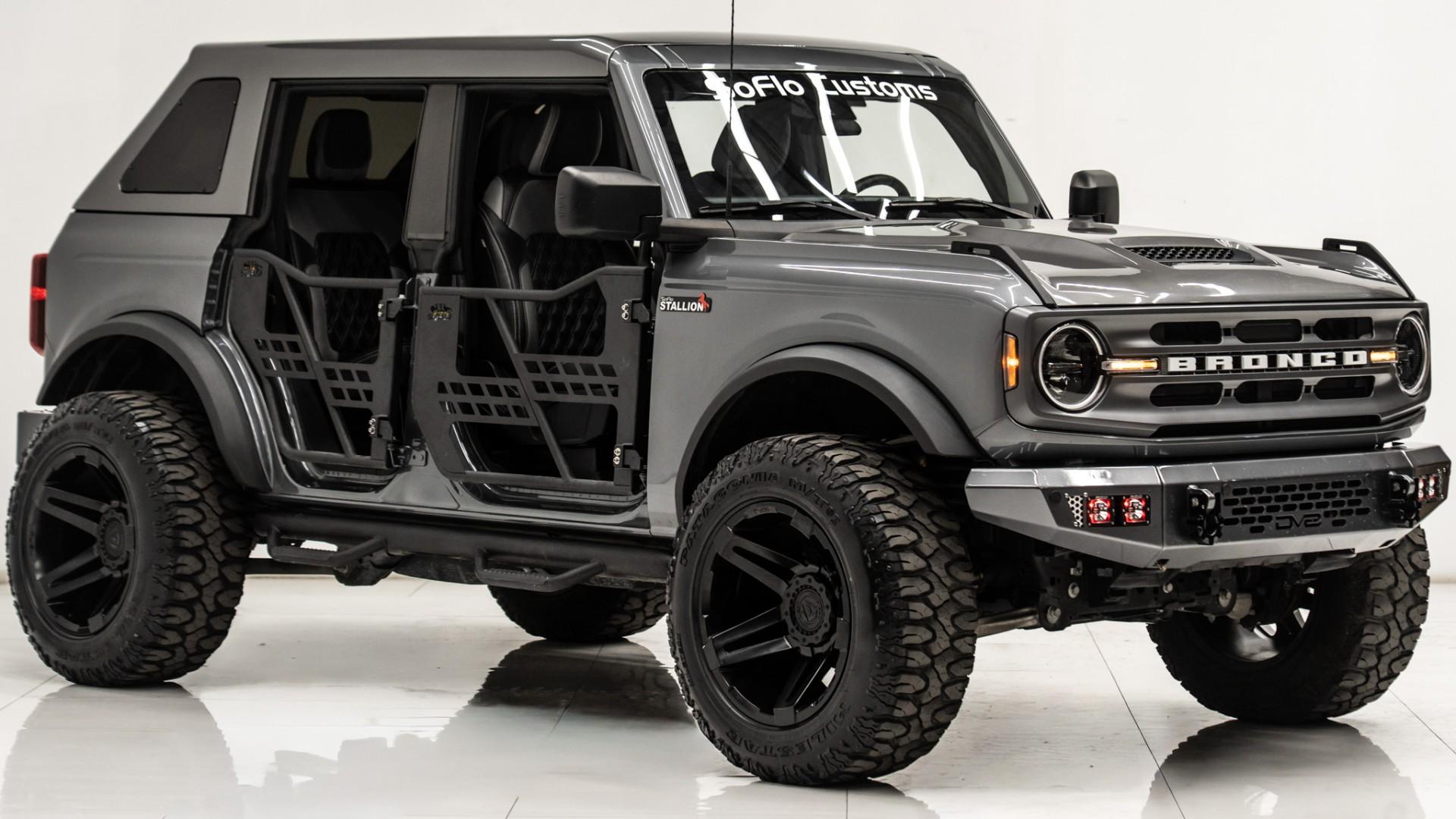 2023 FORD BRONCO in Carbonized Gray, photo 16 of 60
