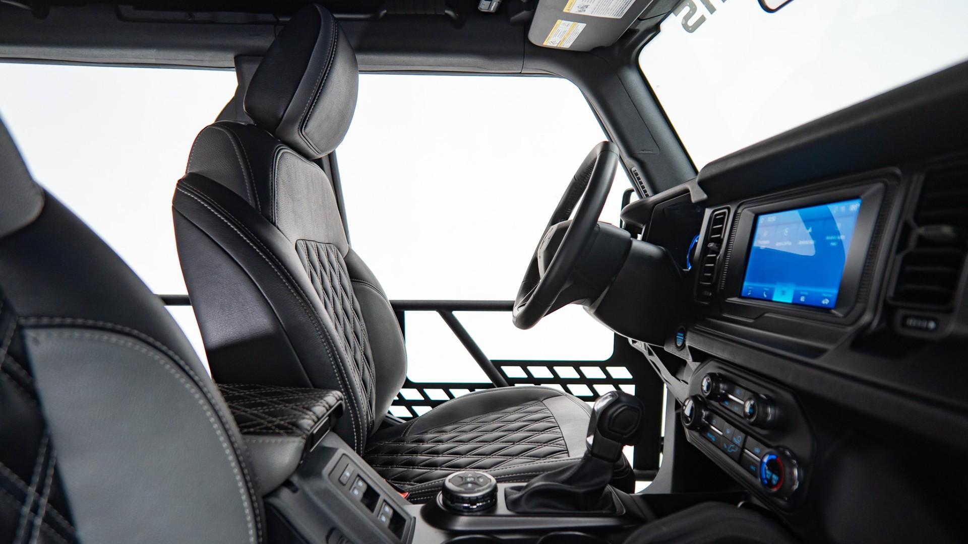2023 FORD BRONCO in Carbonized Gray, photo 20 of 60