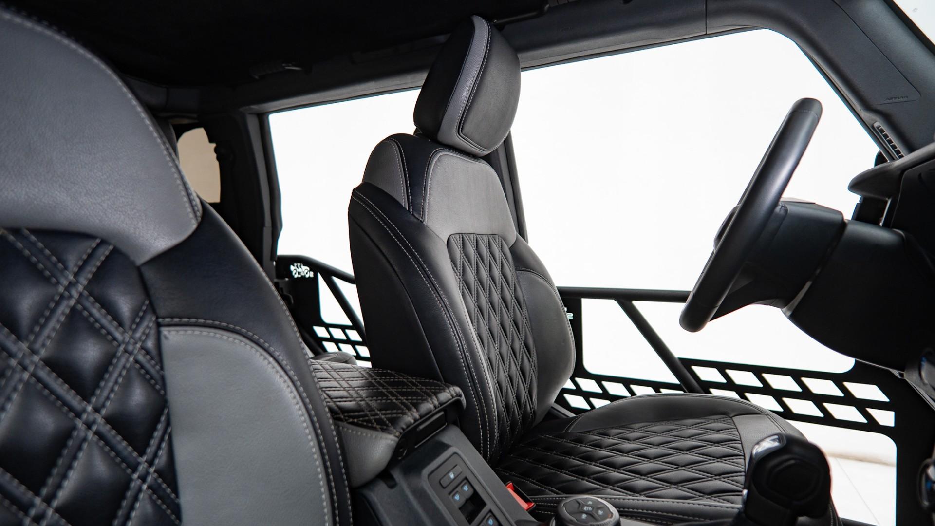 2023 FORD BRONCO in Carbonized Gray, photo 21 of 60