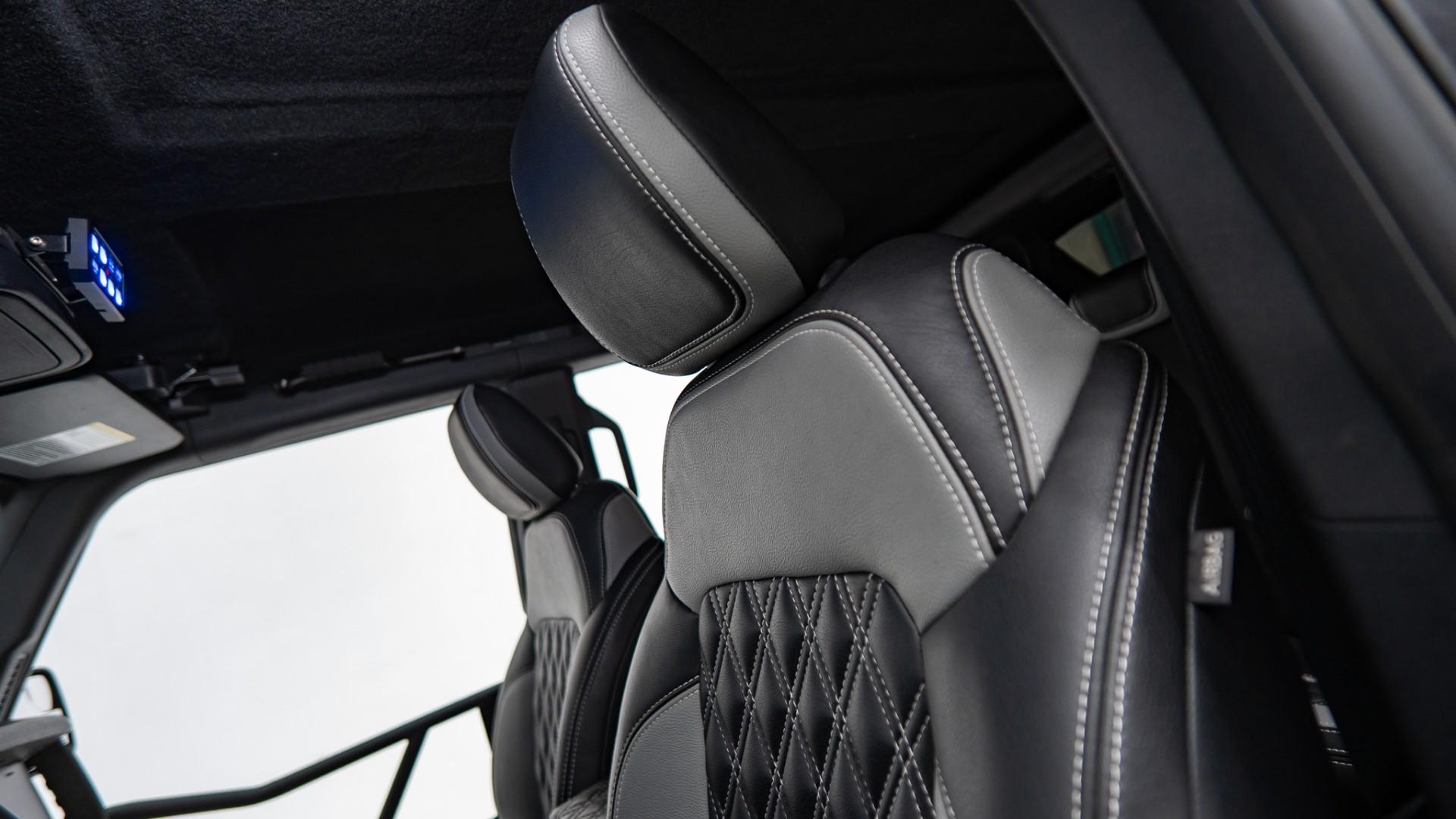 2023 FORD BRONCO in Carbonized Gray, photo 25 of 60