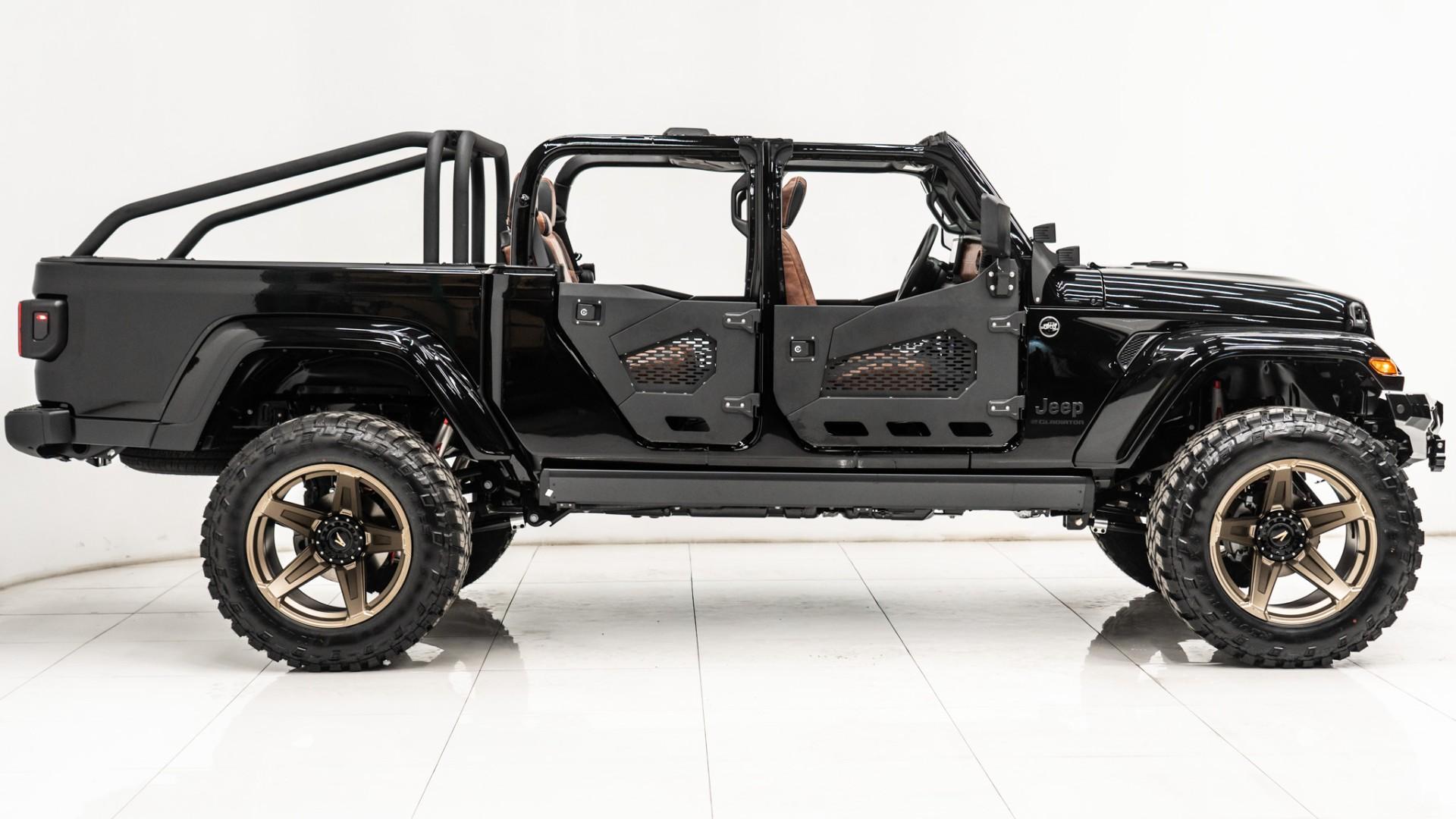2025 JEEP GLADIATOR in Black, photo 13 of 57