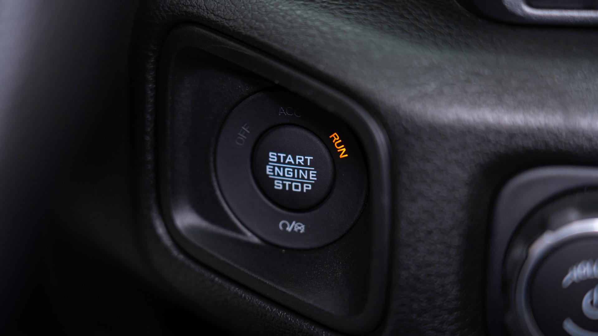 2025 JEEP GLADIATOR in Black, photo 54 of 57