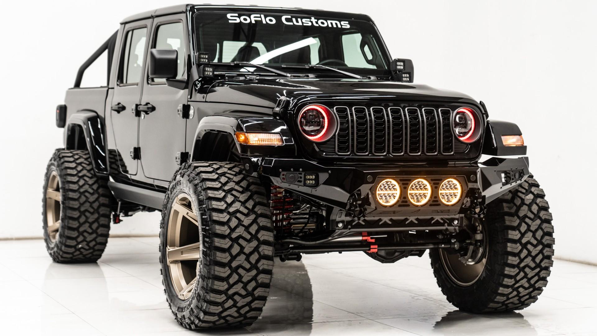2025 JEEP GLADIATOR in Black, photo 7 of 57
