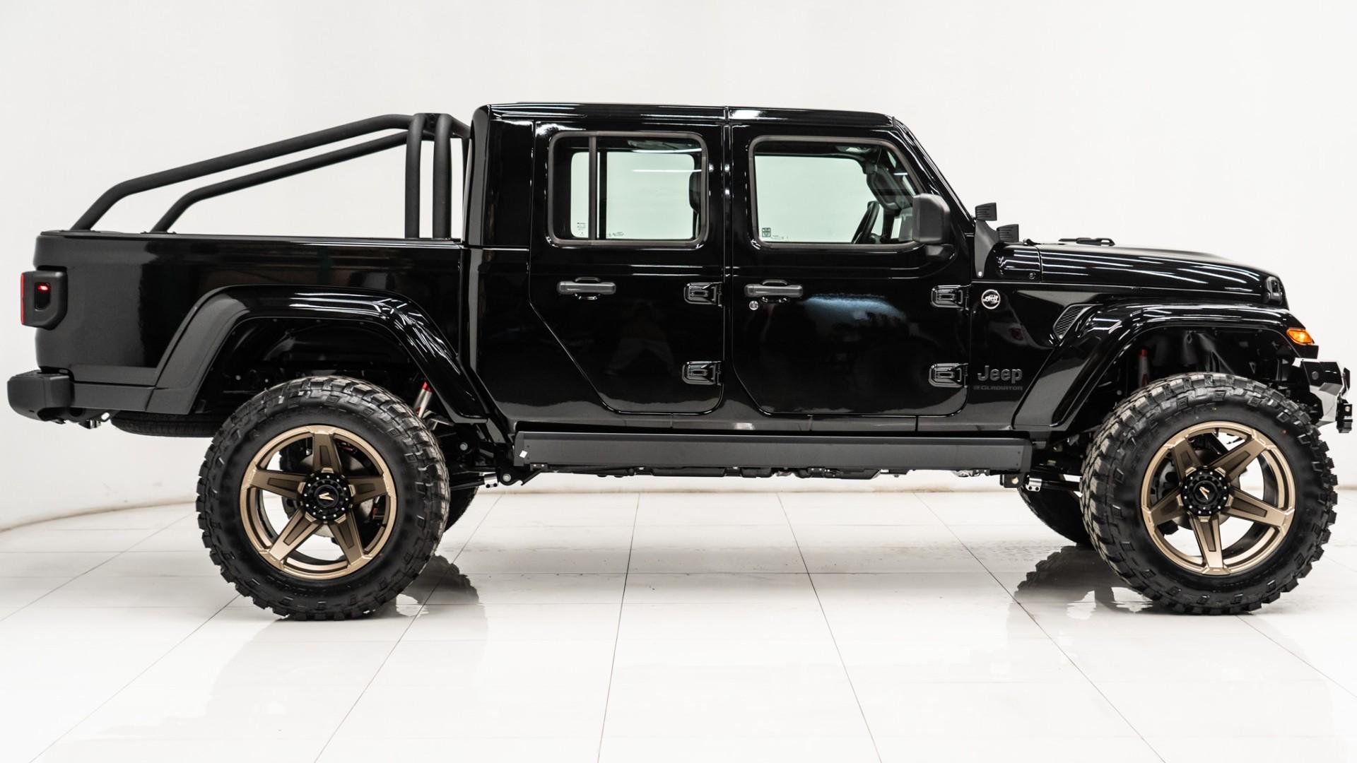2025 JEEP GLADIATOR in Black, photo 10 of 57