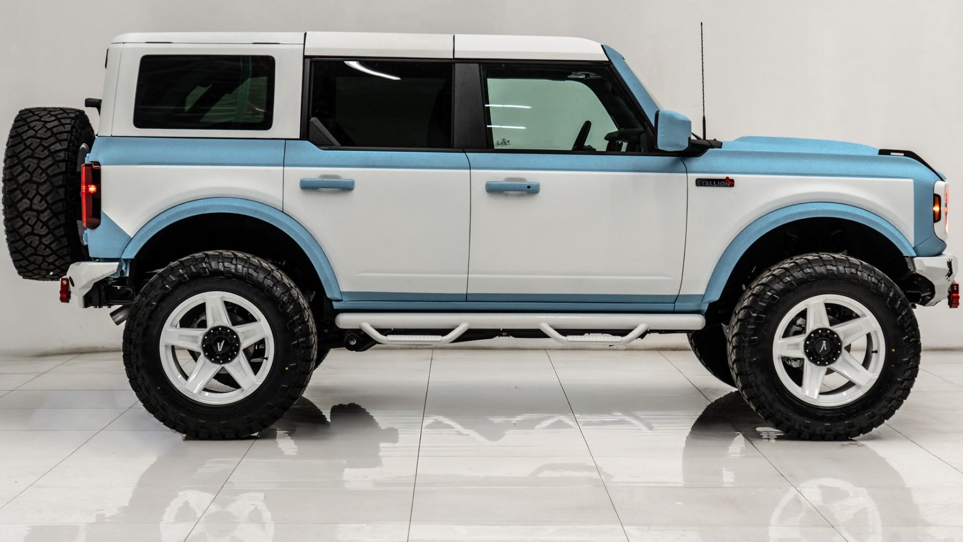 2025 FORD BRONCO in Blue, photo 5 of 56