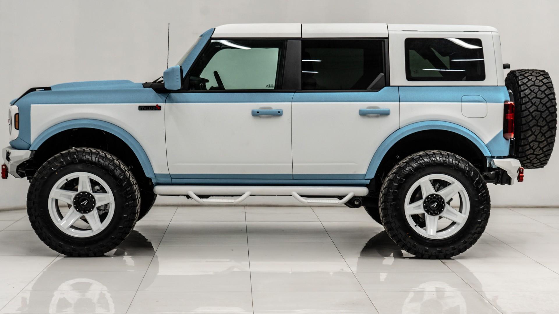 2025 FORD BRONCO in Blue, photo 9 of 56