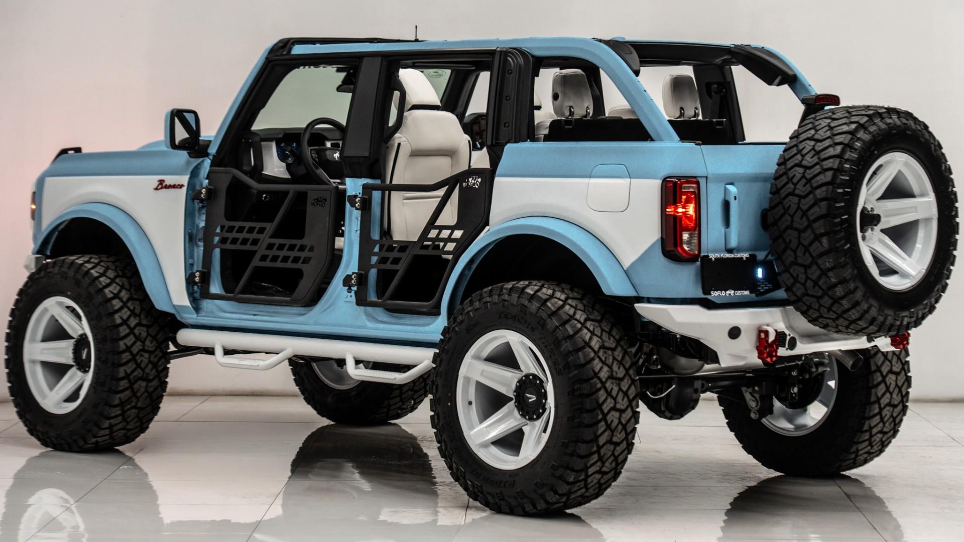 2025 FORD BRONCO in Blue, photo 12 of 57