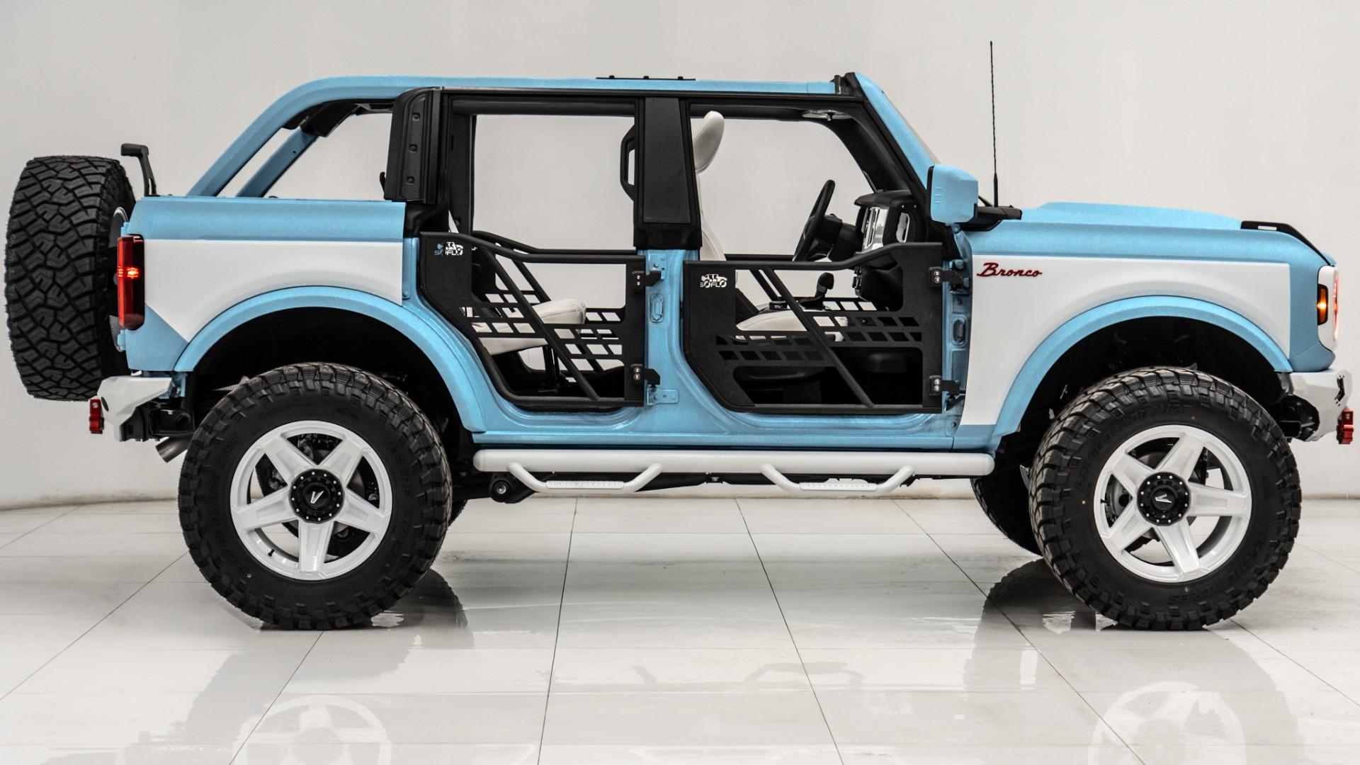 2025 FORD BRONCO in Blue, photo 16 of 57