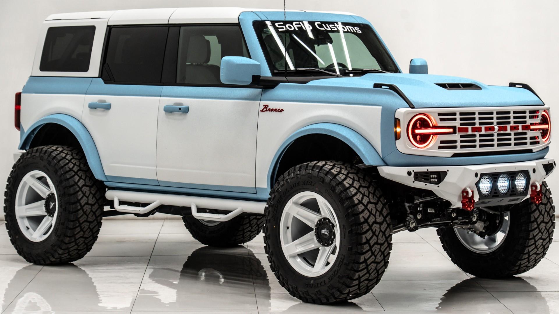 2025 FORD BRONCO in Blue, photo 5 of 57