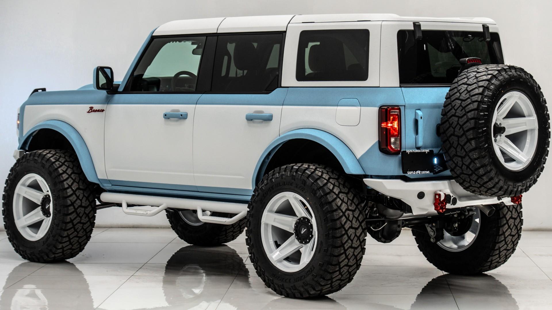 2025 FORD BRONCO in Blue, photo 8 of 57