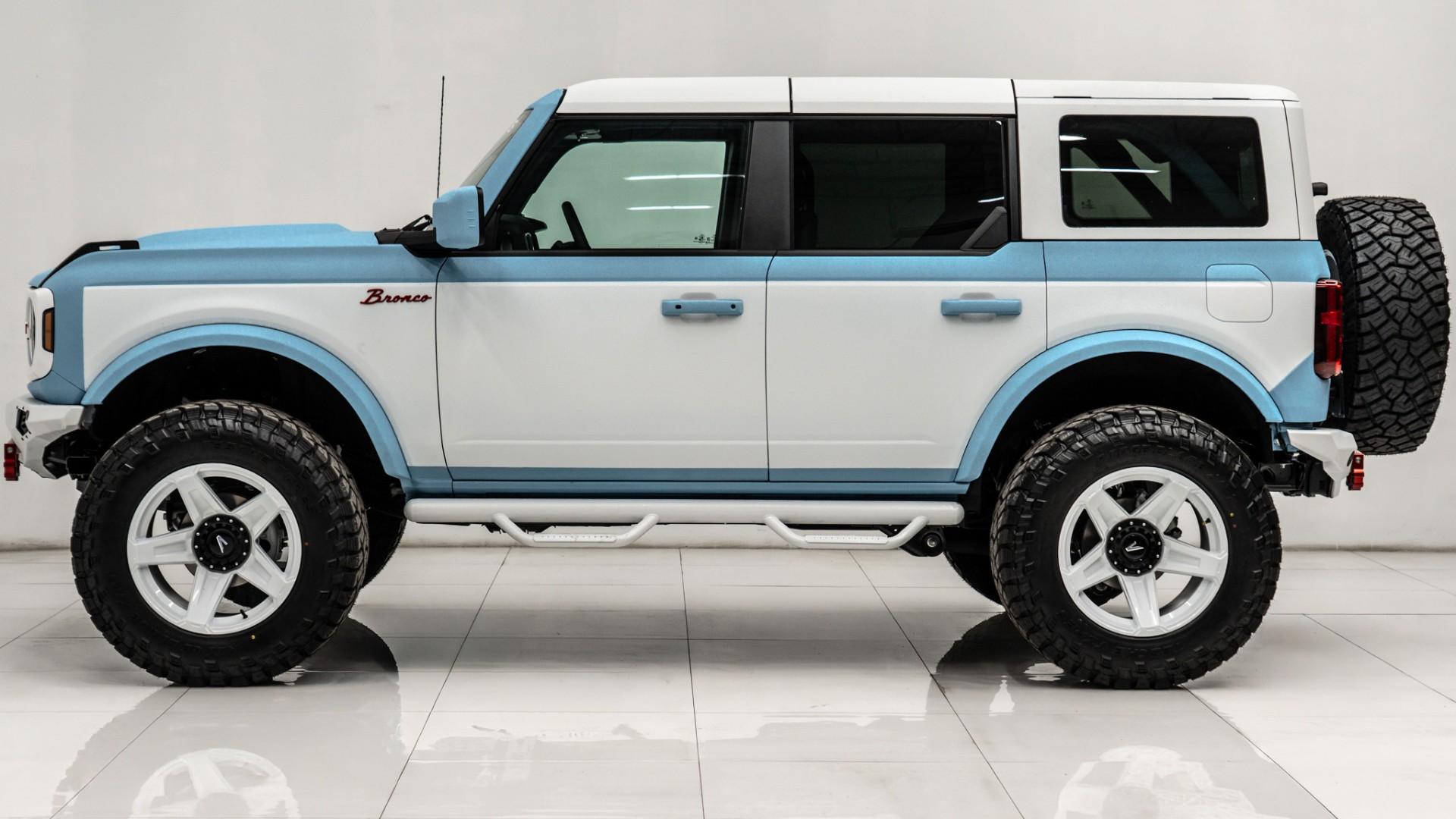 2025 FORD BRONCO in Blue, photo 10 of 57