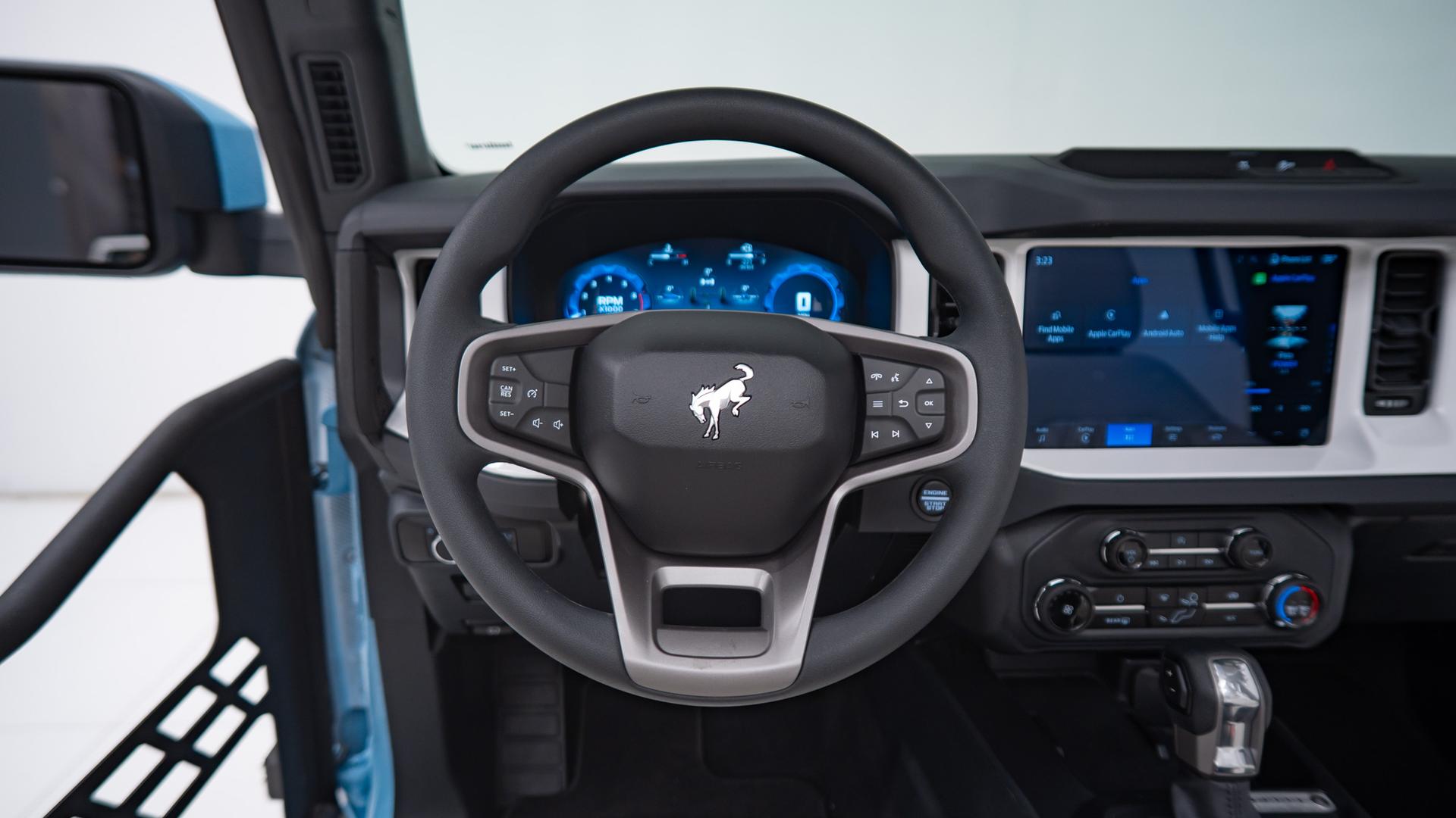 2025 FORD BRONCO in Blue, photo 36 of 47