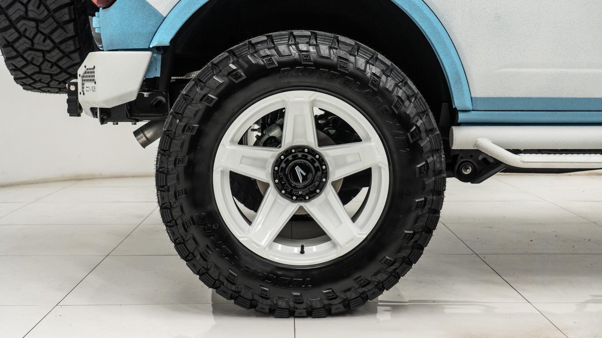 2025 FORD BRONCO in Blue, photo 16 of 47