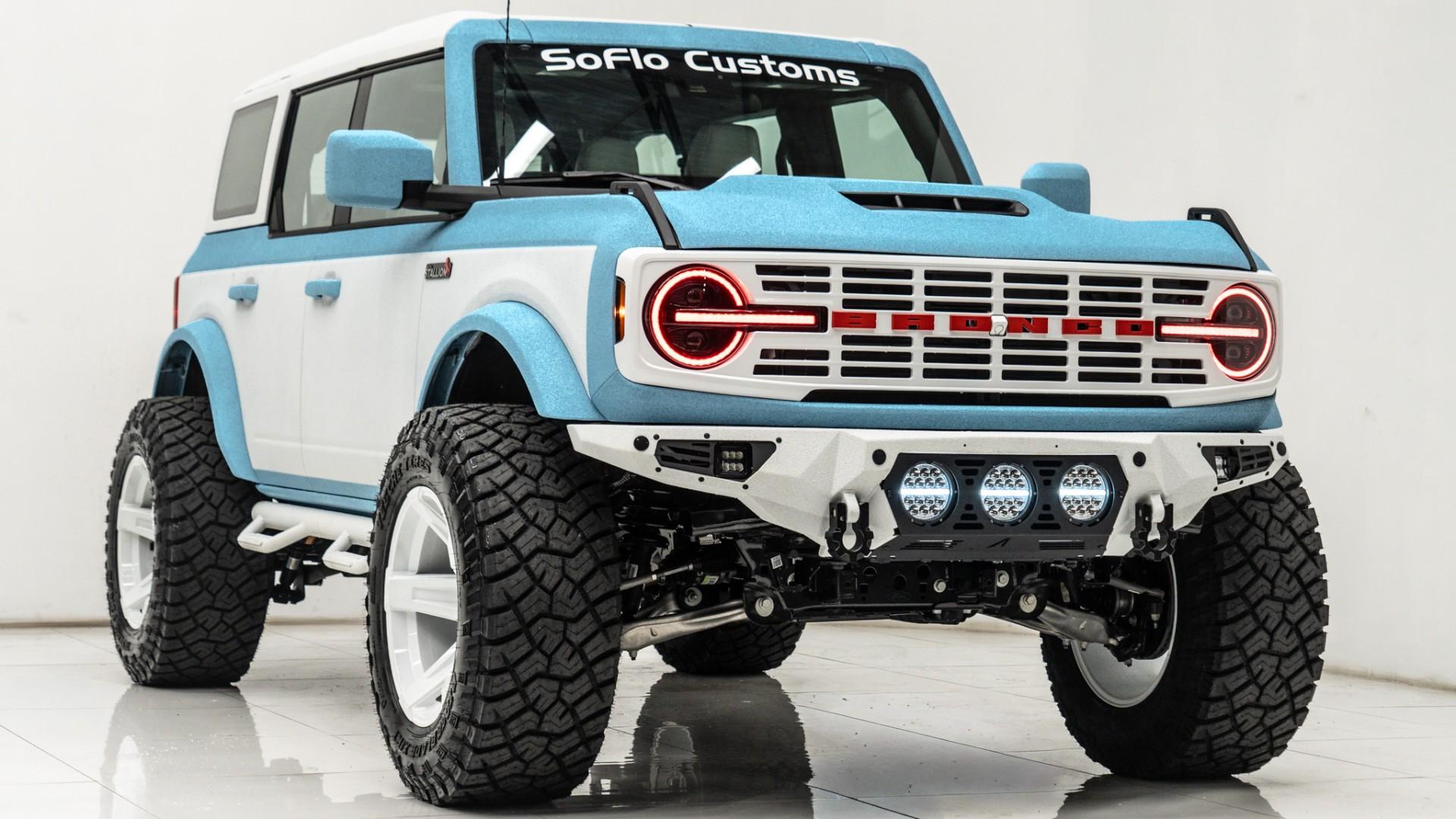 2025 FORD BRONCO in Blue, photo 7 of 47