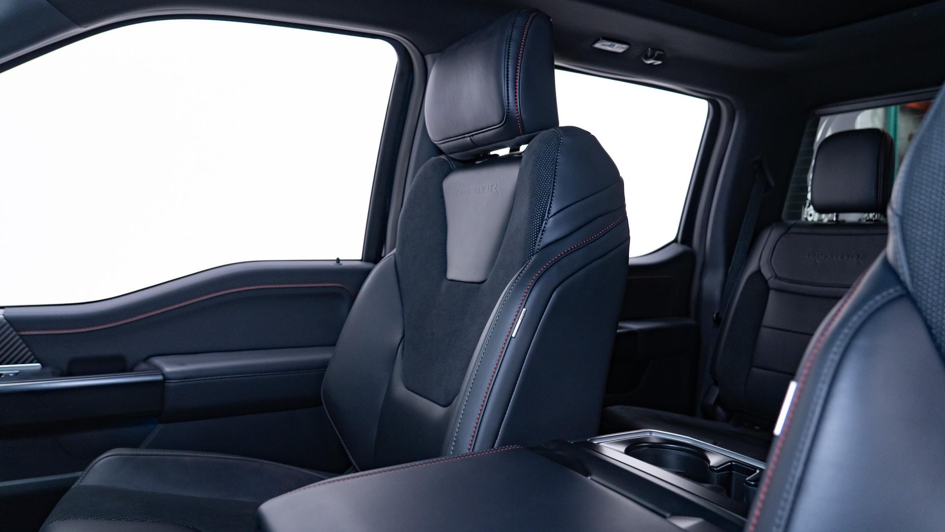 2025 FORD F-150 RAPTOR in Blue, photo 3 of 54