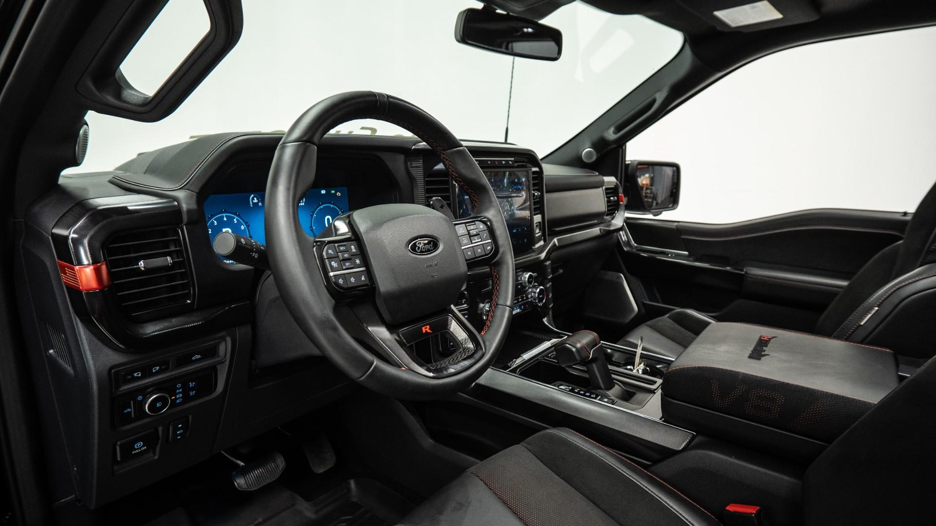 2025 FORD F-150 in Black, photo 36 of 52