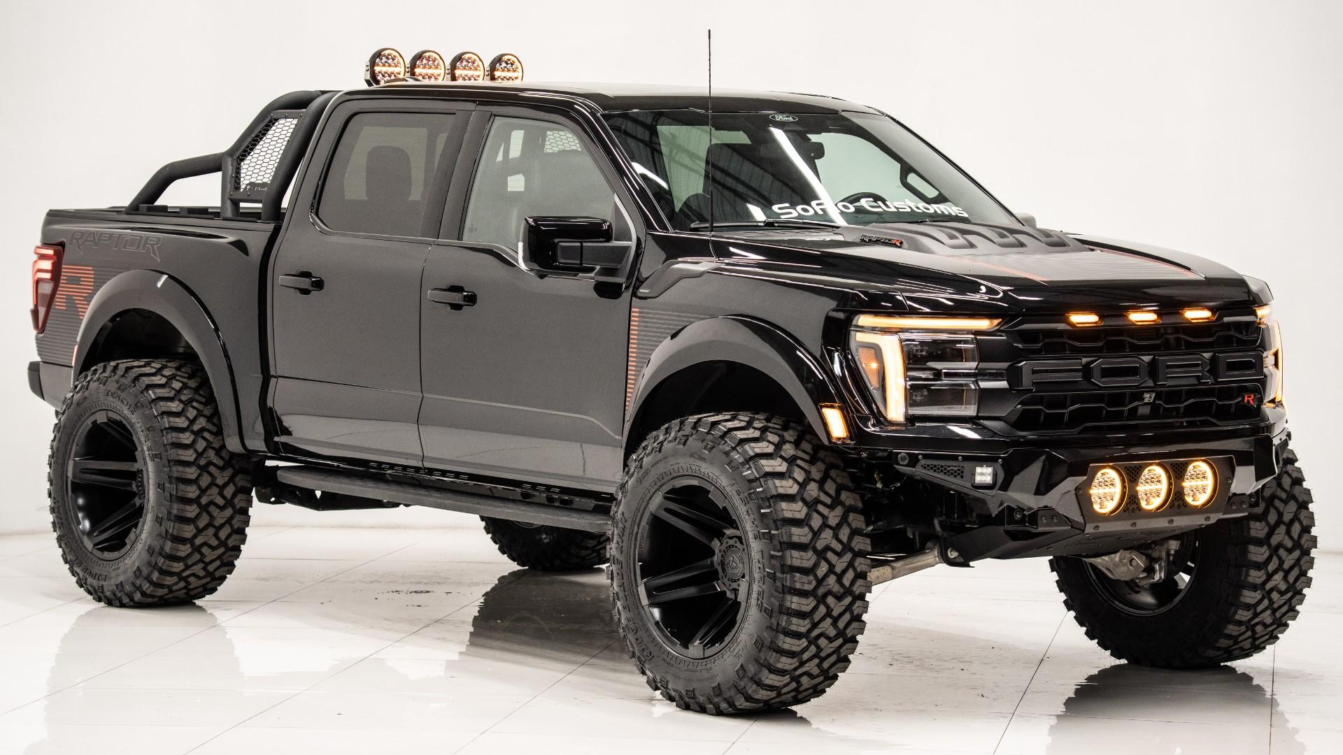 2025 FORD F-150 in Black, photo 2 of 52