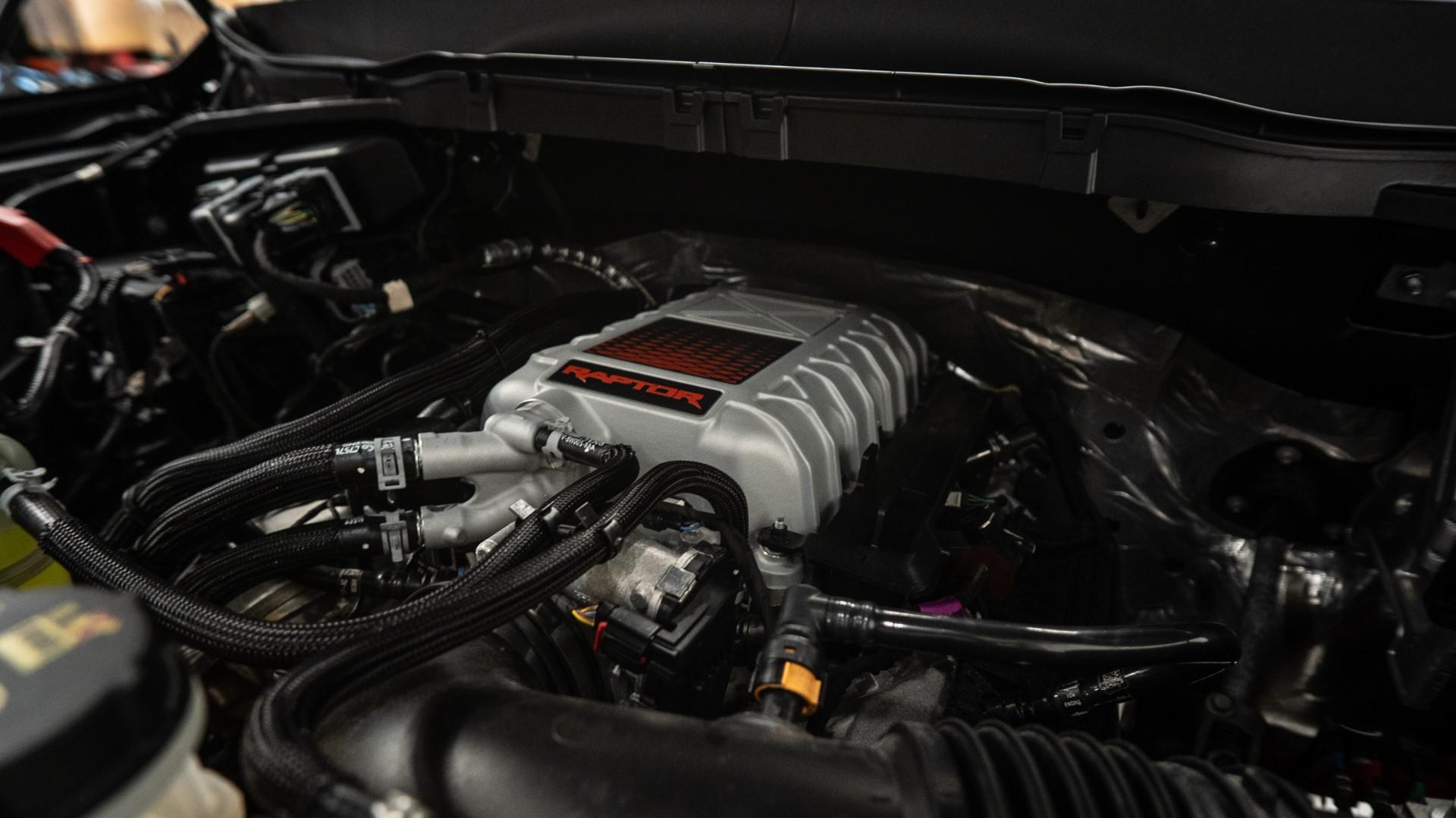 2025 FORD F-150 in Black, photo 24 of 52