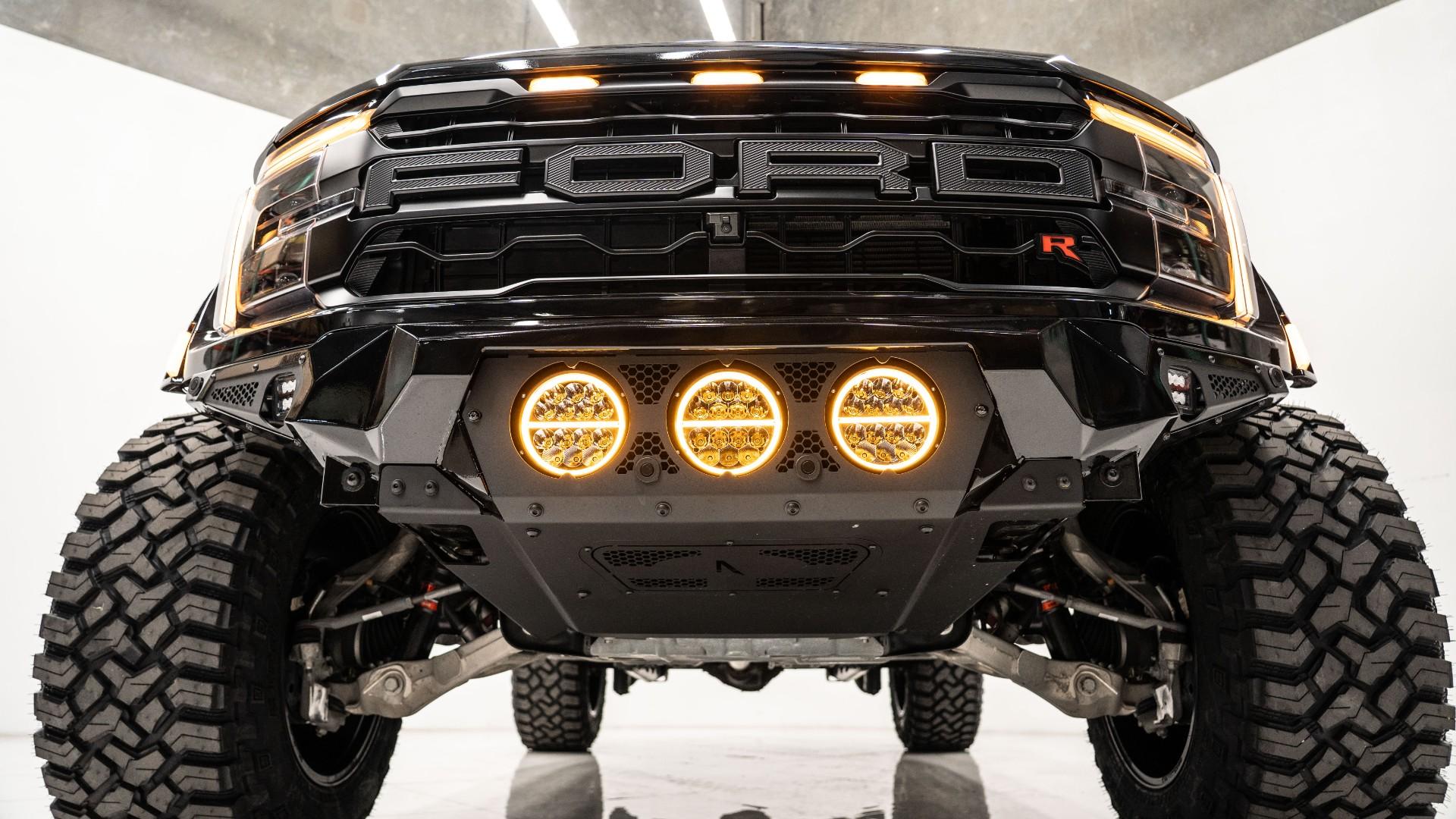 2025 FORD F-150 in Black, photo 17 of 52