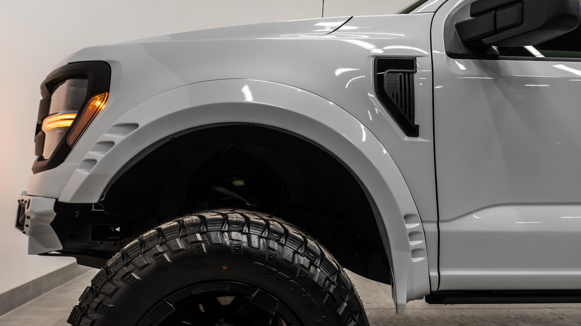 2025 FORD F-150 in White, photo 13 of 41
