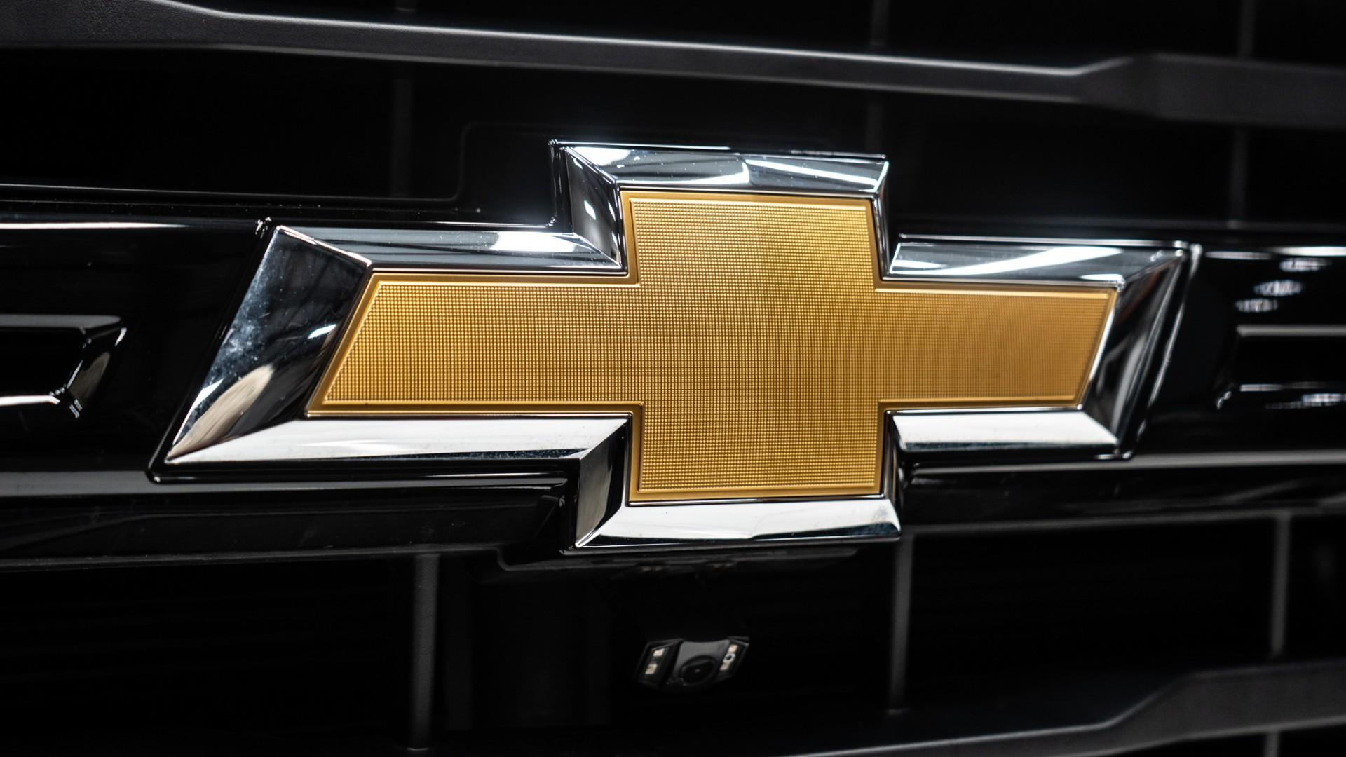 2024 CHEVROLET SILVERADO 2500HD in BLACK, photo 41 of 52