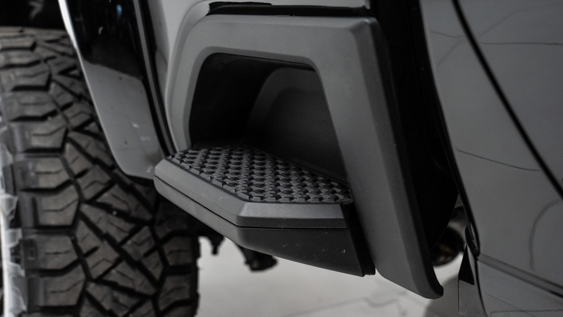 2024 CHEVROLET SILVERADO 2500HD in BLACK, photo 20 of 52