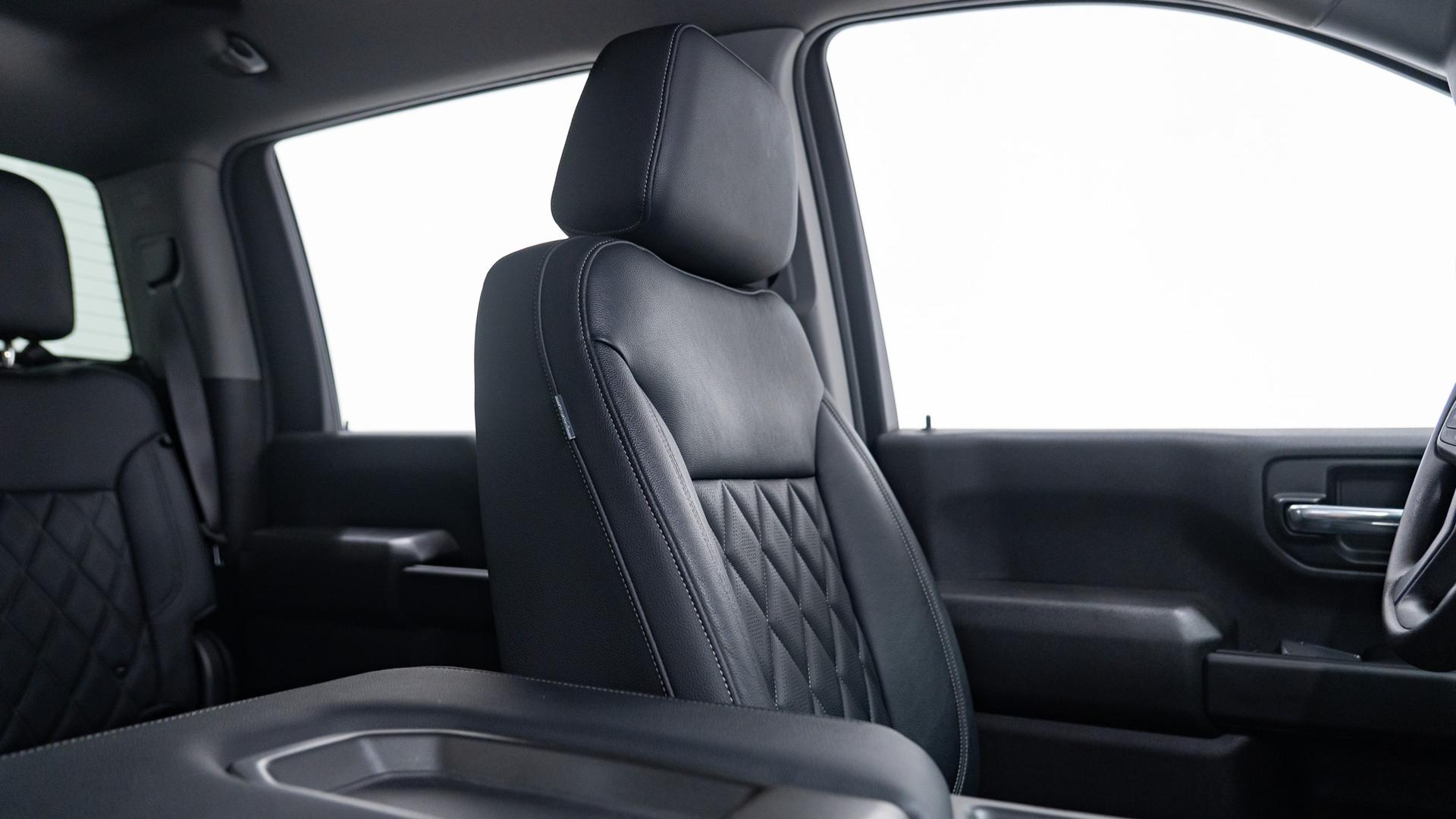 2024 CHEVROLET SILVERADO 2500HD in BLACK, photo 25 of 52