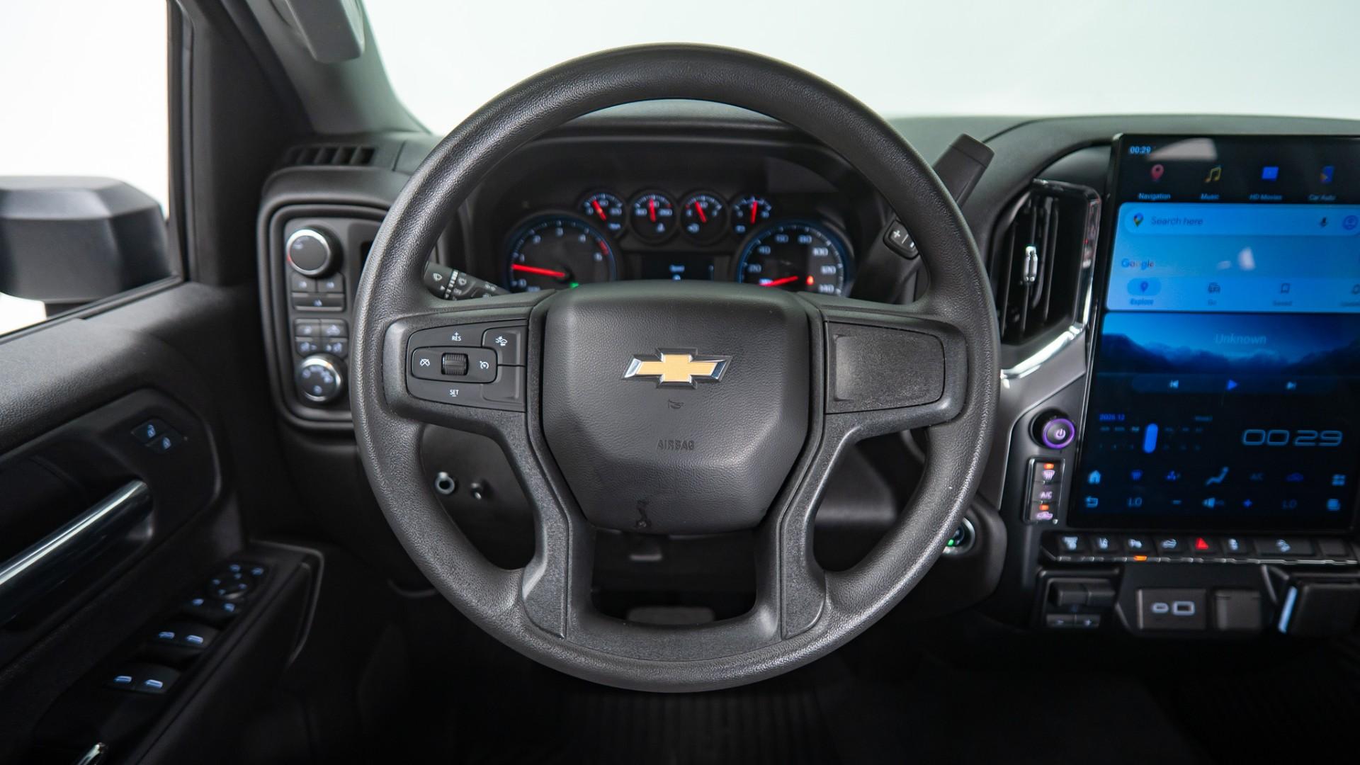 2024 CHEVROLET SILVERADO 2500HD in BLACK, photo 37 of 52
