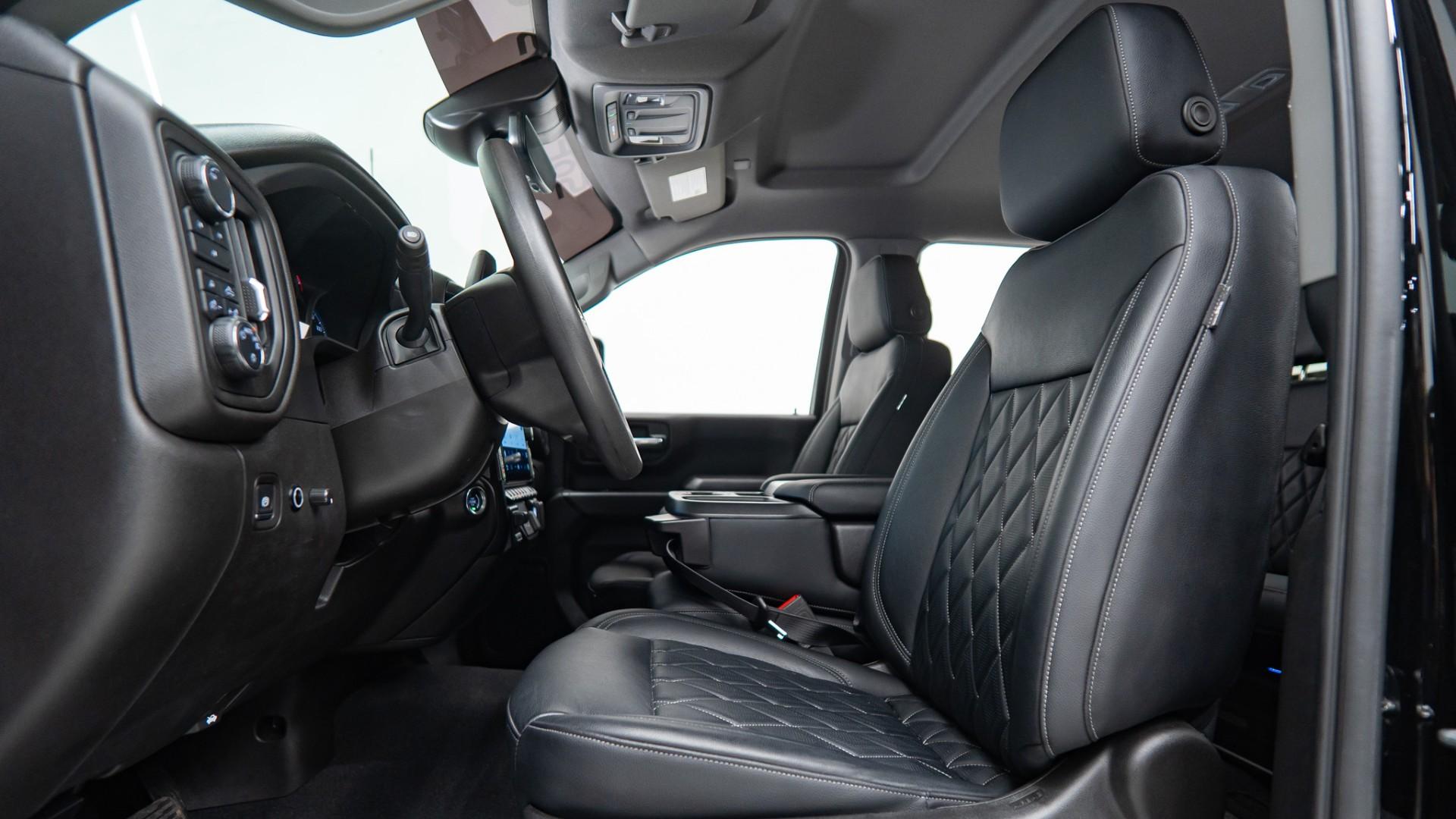 2024 CHEVROLET SILVERADO 2500HD in BLACK, photo 27 of 52