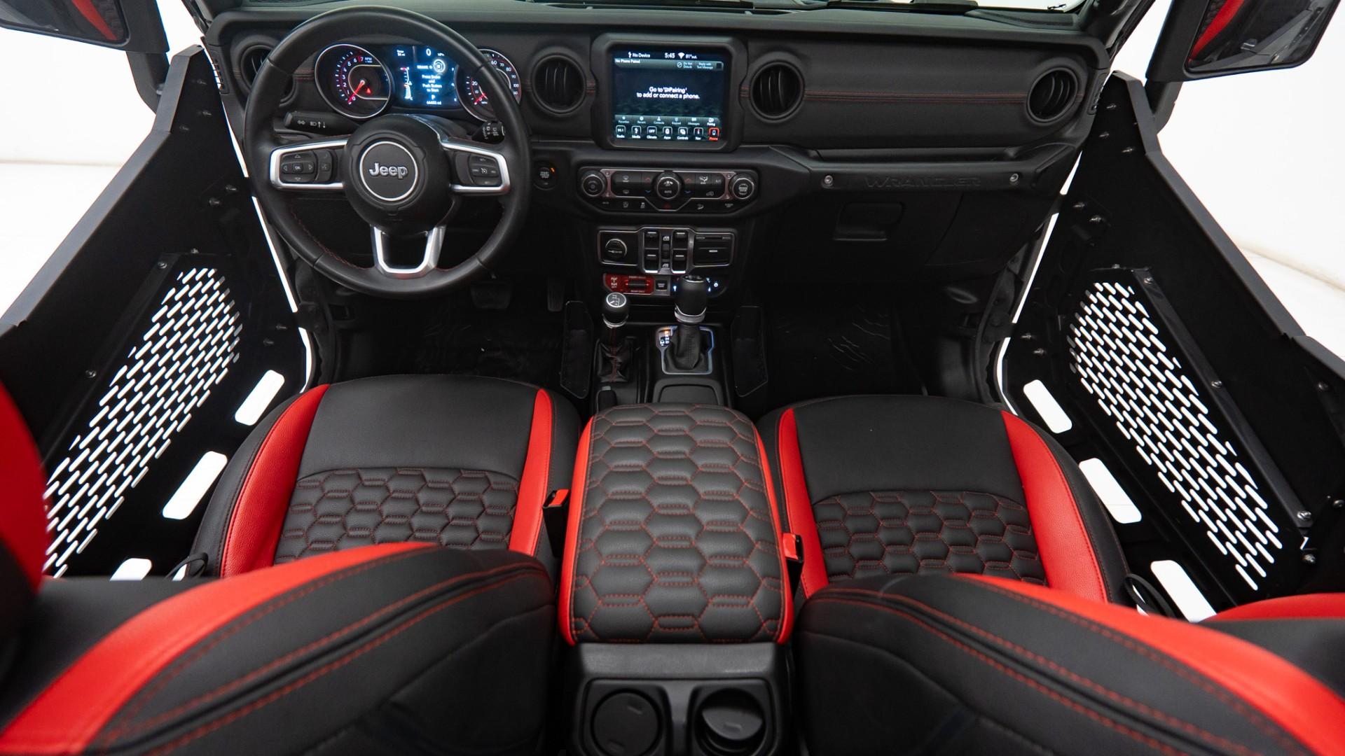 2019 JEEP WRANGLER in Gray, photo 2 of 49