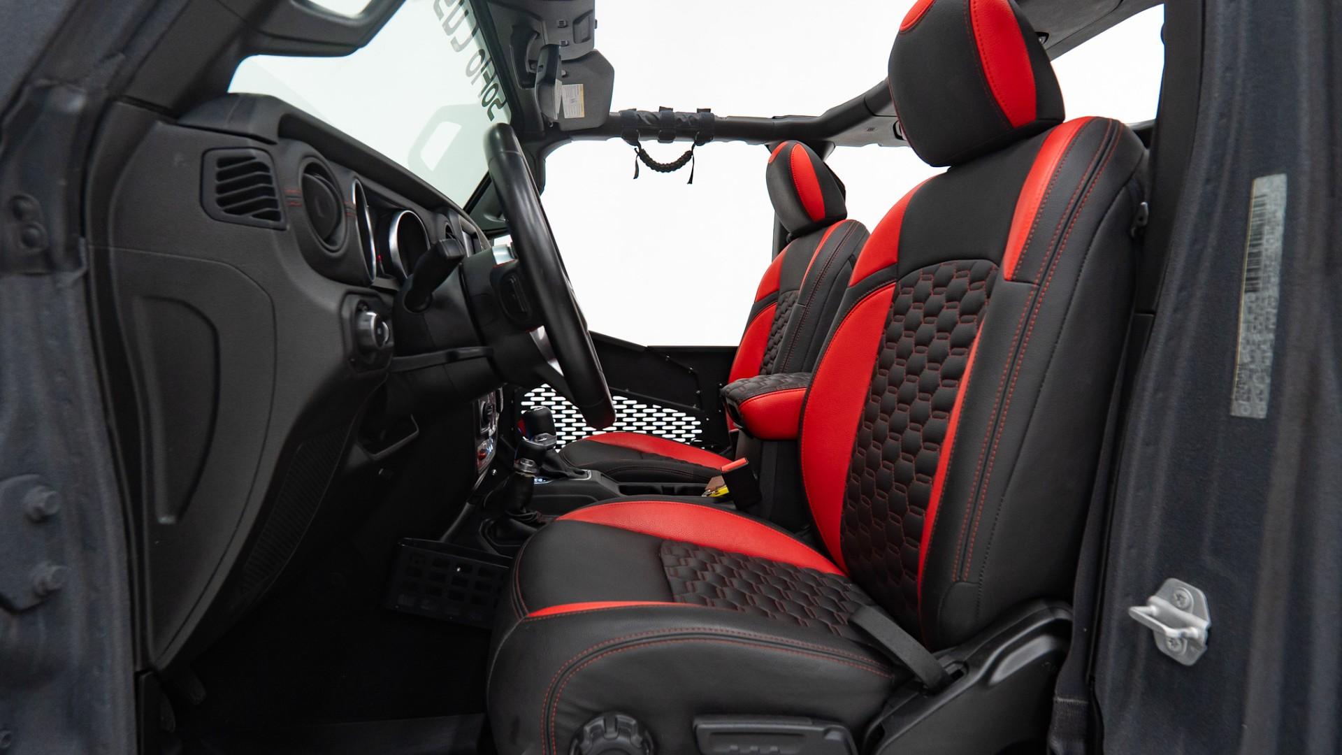 2019 JEEP WRANGLER in Gray, photo 23 of 49