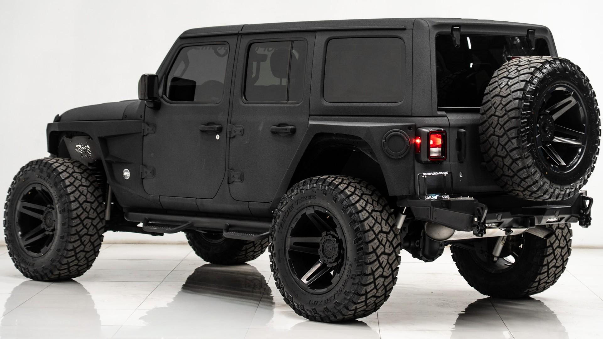 2019 JEEP WRANGLER in Gray, photo 8 of 49