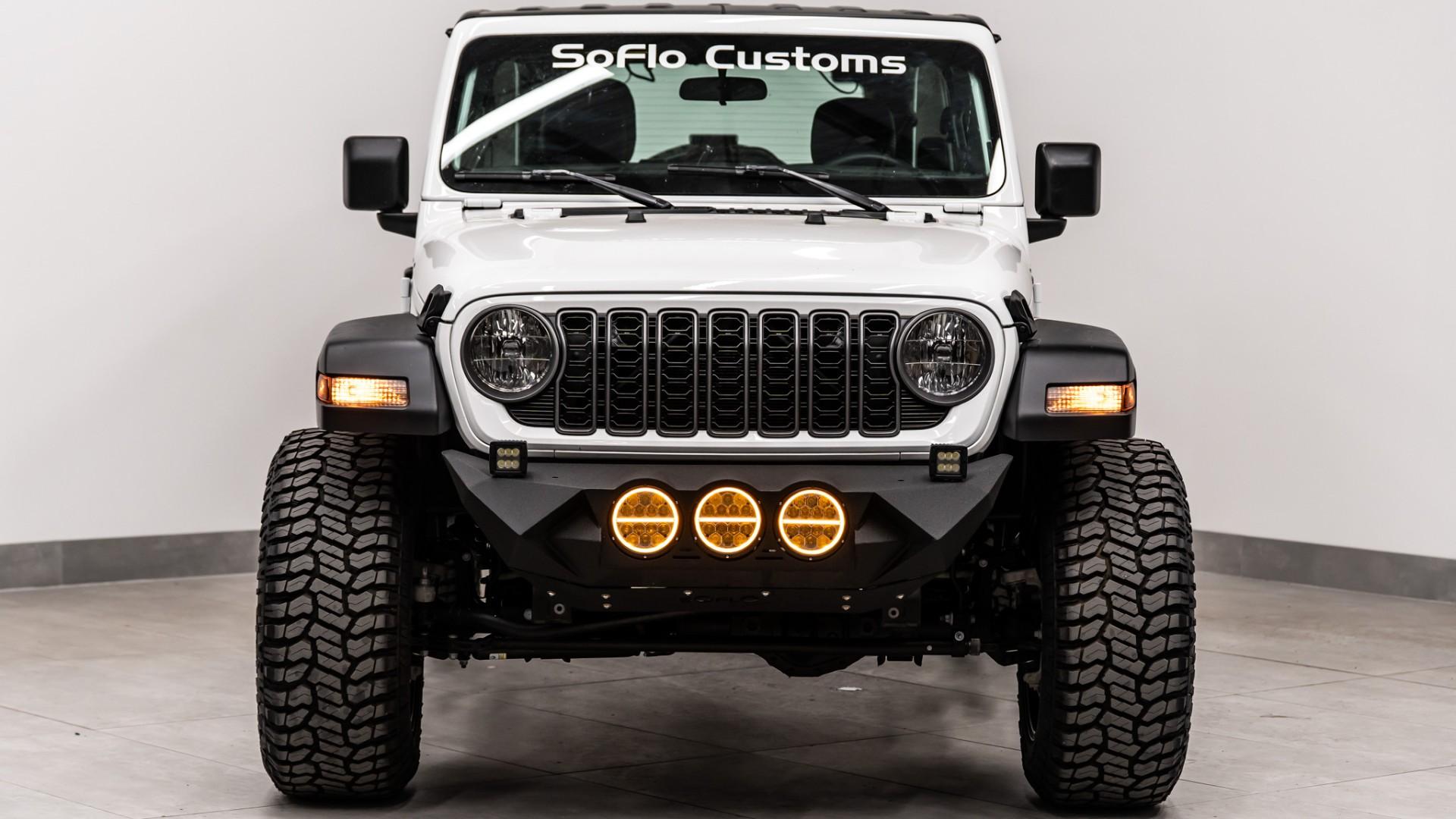 2026 JEEP WRANGLER in White, photo 4 of 49