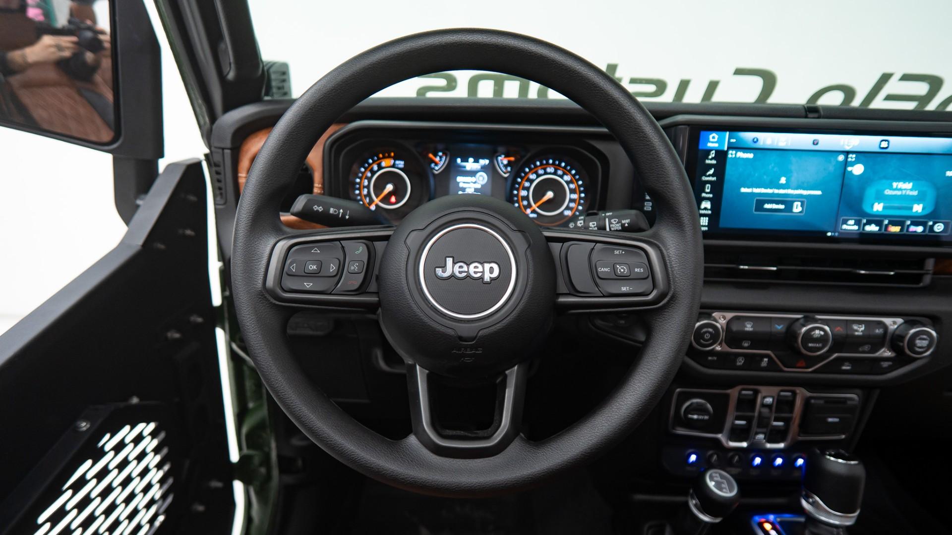2026 JEEP WRANGLER in Green, photo 25 of 60