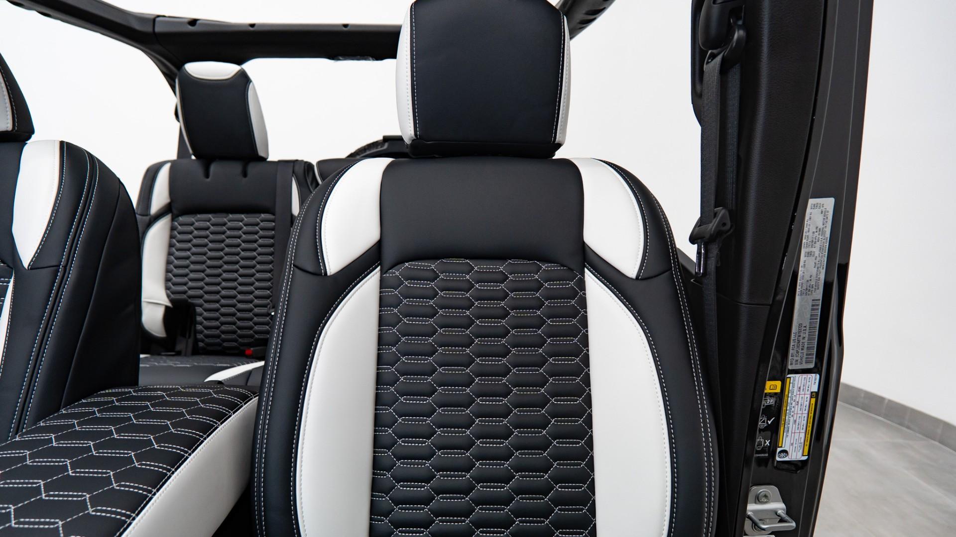 2026 JEEP WRANGLER in Black, photo 27 of 54
