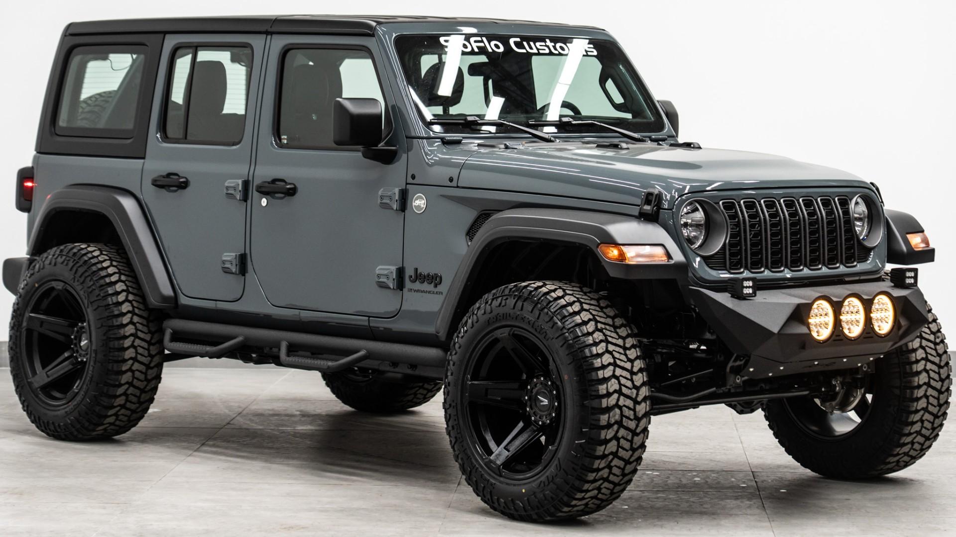 2026 JEEP WRANGLER in ANVIL CLEARCOAT, photo 5 of 49