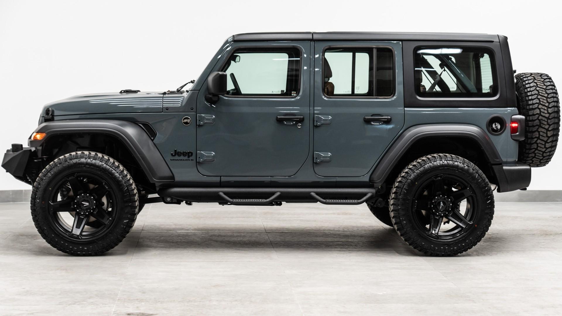 2026 JEEP WRANGLER in ANVIL CLEARCOAT, photo 10 of 49