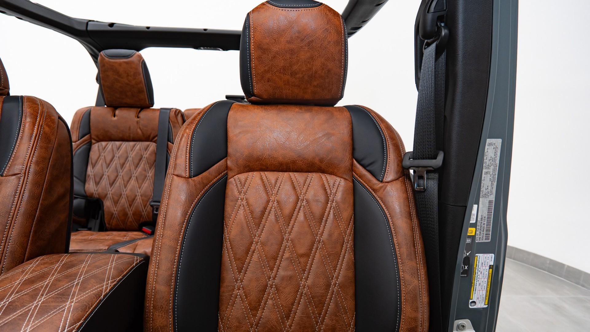 2026 JEEP WRANGLER in ANVIL CLEARCOAT, photo 32 of 49
