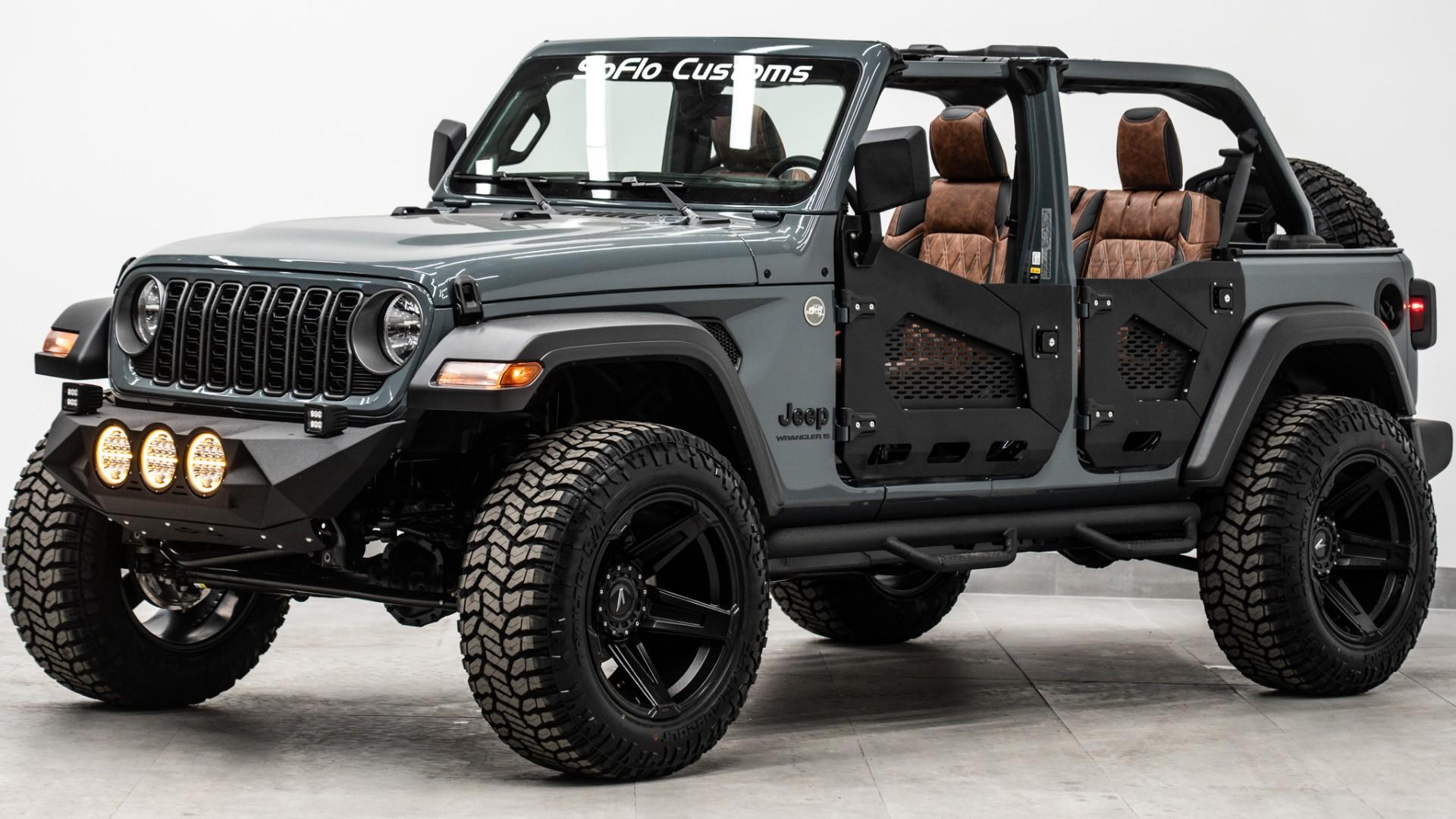 2026 JEEP WRANGLER in ANVIL CLEARCOAT, photo 28 of 49