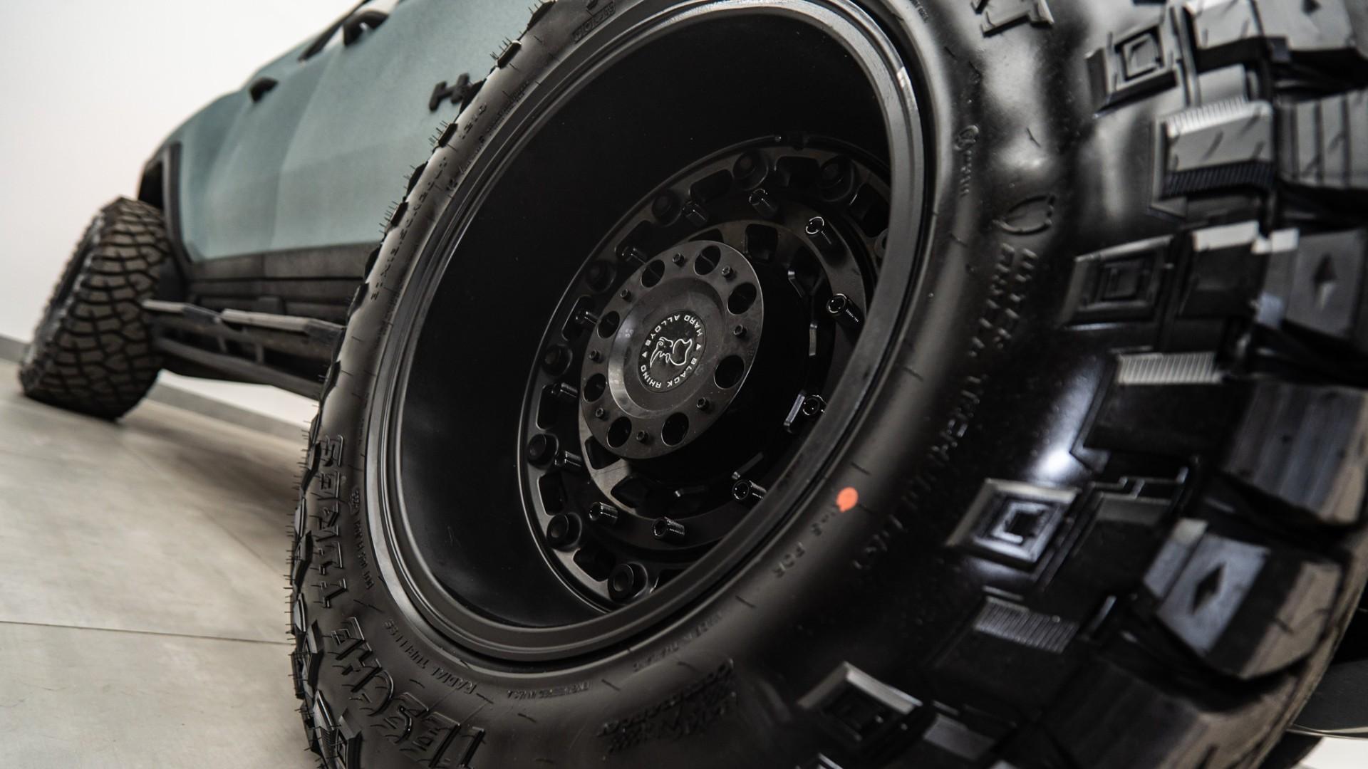 2022 GMC HUMMER EV in Gray, photo 43 of 60