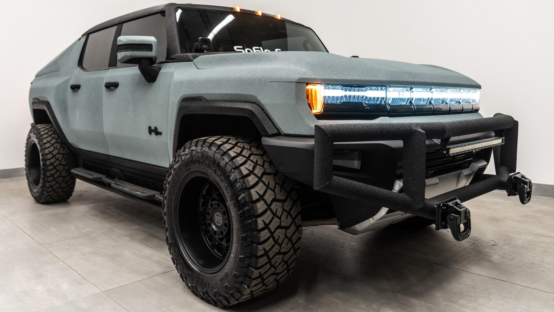 2022 GMC HUMMER EV in Gray, photo 45 of 60