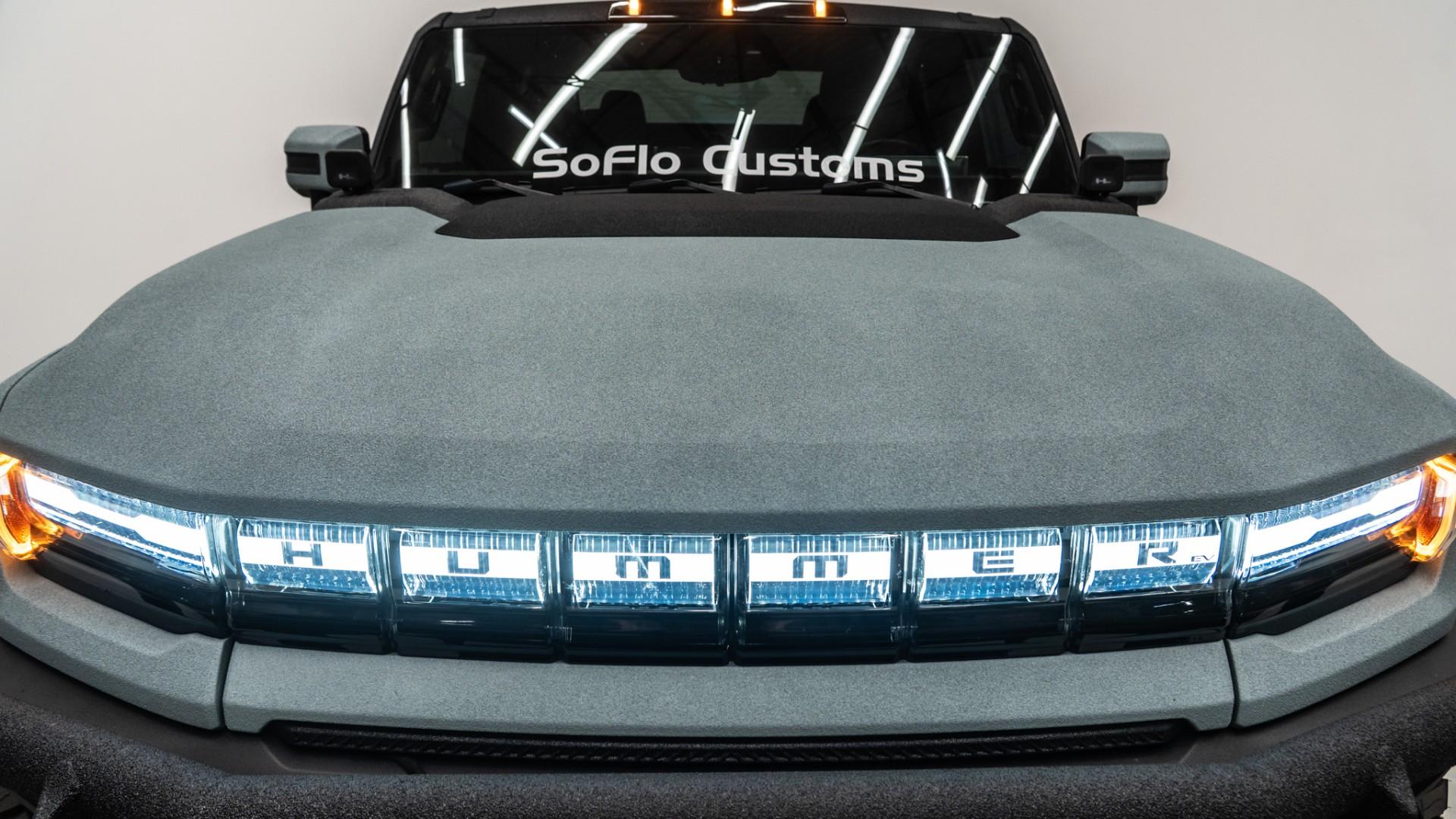 2022 GMC HUMMER EV in Gray, photo 46 of 60