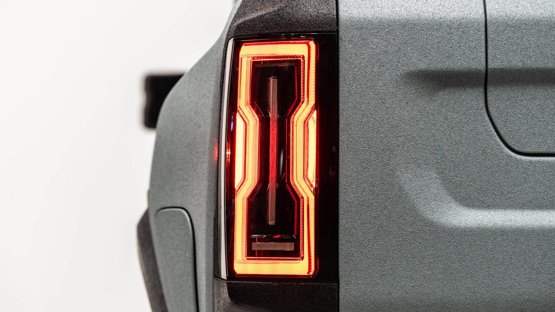 2022 GMC HUMMER EV in Gray, photo 52 of 60