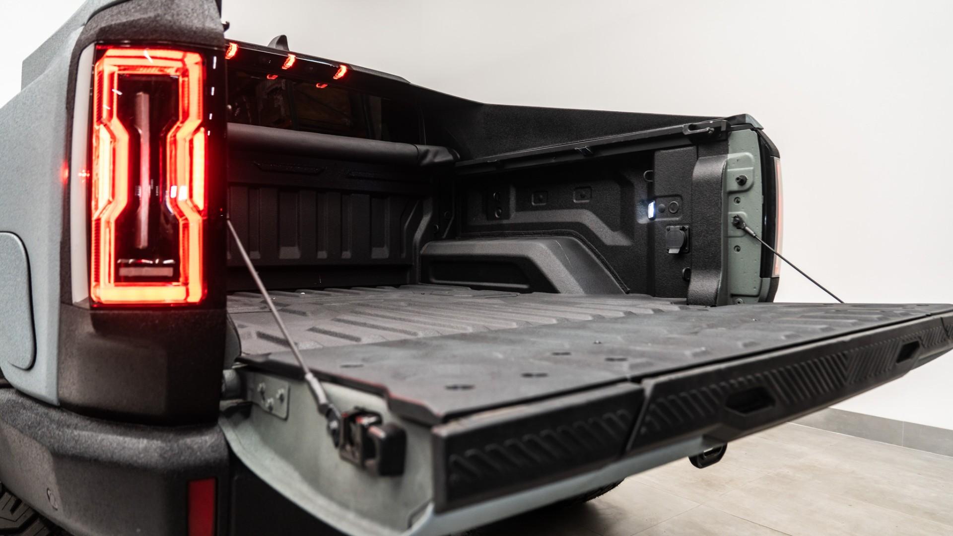 2022 GMC HUMMER EV in Gray, photo 54 of 60