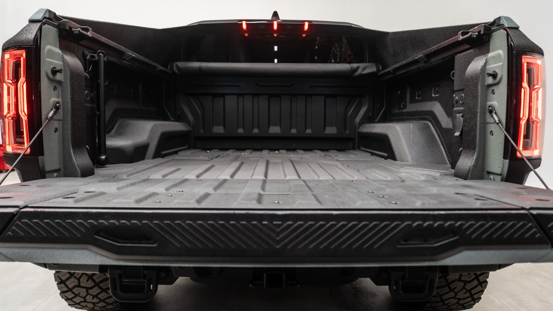 2022 GMC HUMMER EV in Gray, photo 55 of 60