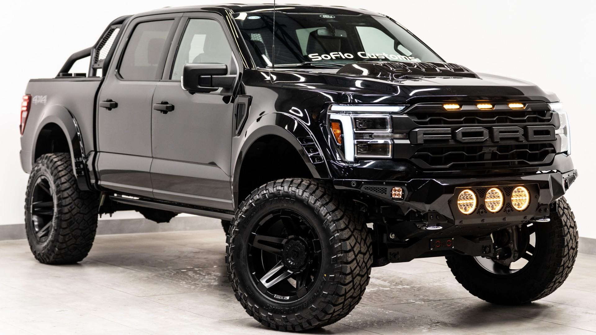 2024 FORD F-150 LARIAT in Black, photo 4 of 44