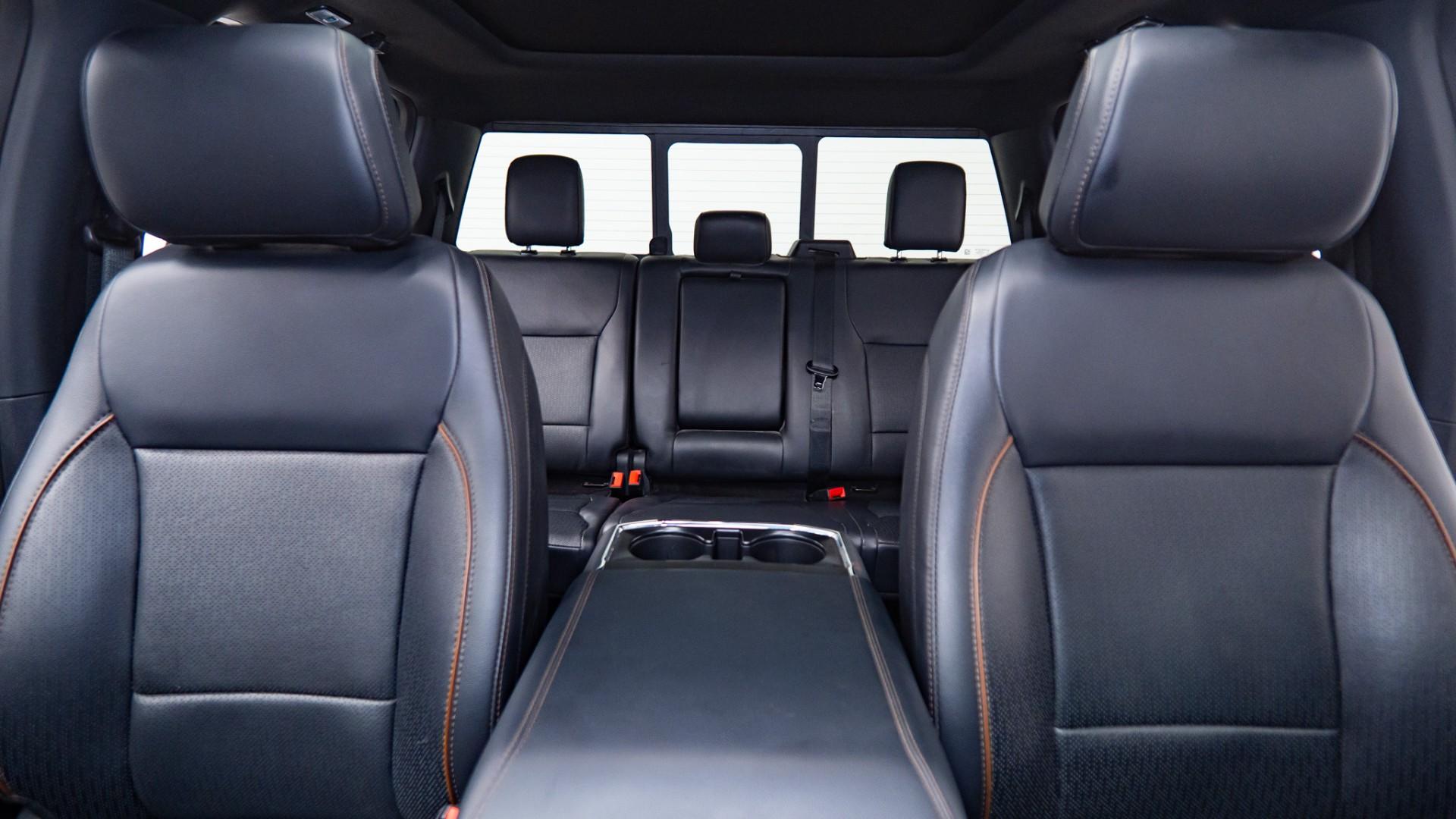 2024 FORD F-150 LARIAT in Black, photo 27 of 44